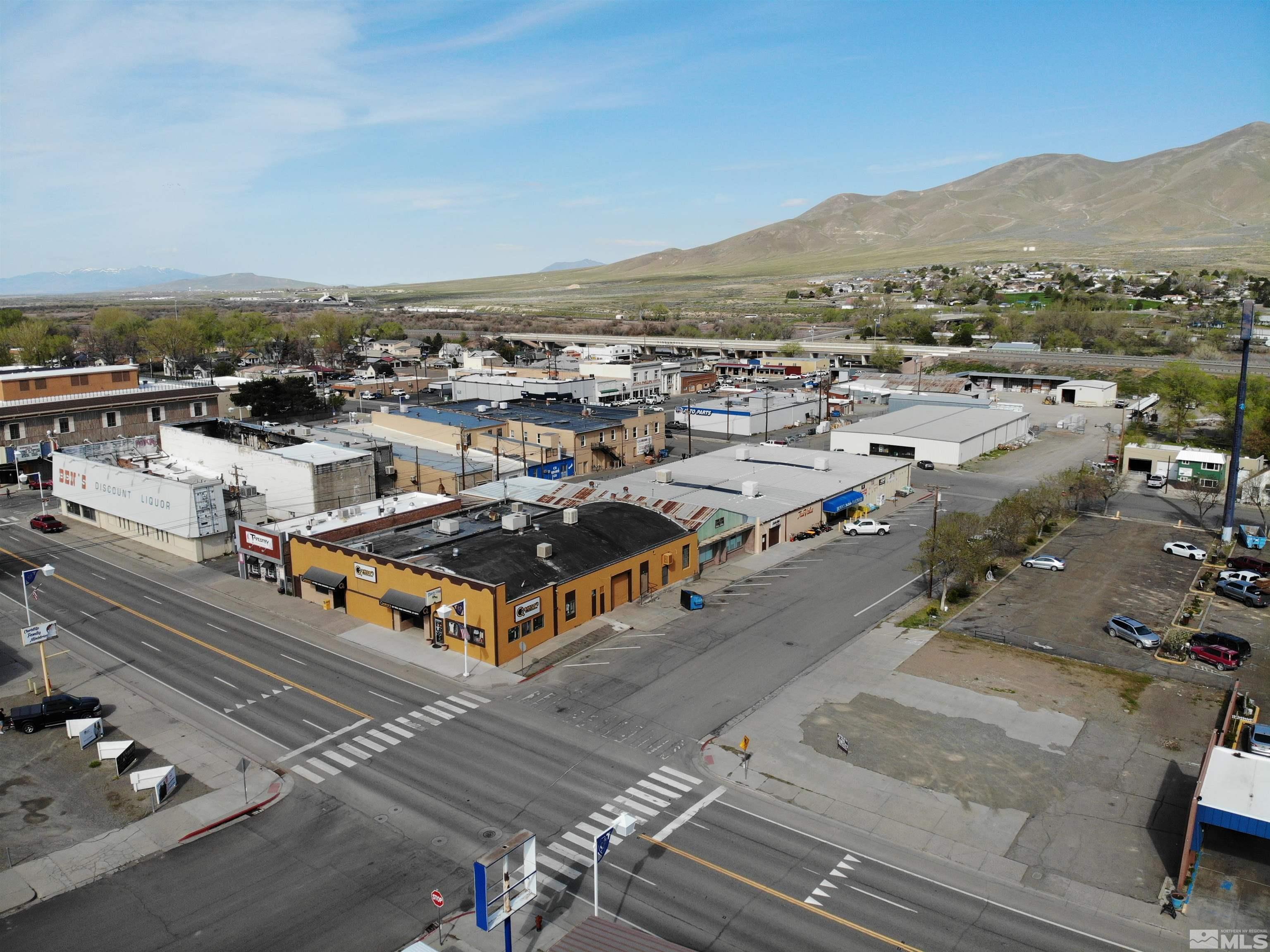 47 E Winnemucca Boulevard Property Photo 4