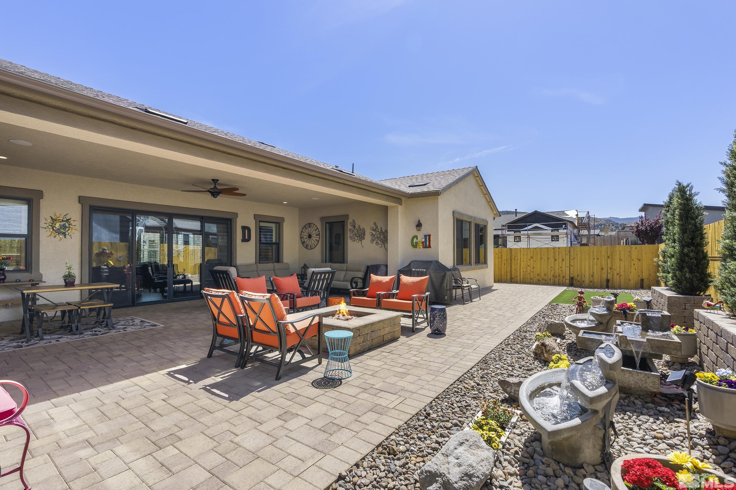 12511 Blue Stream Property Photo 2