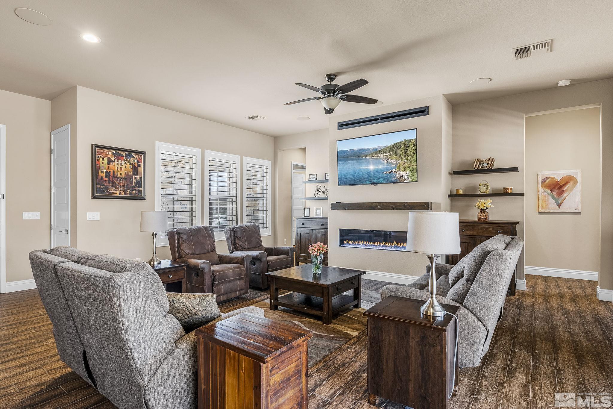 12511 Blue Stream Property Photo 6