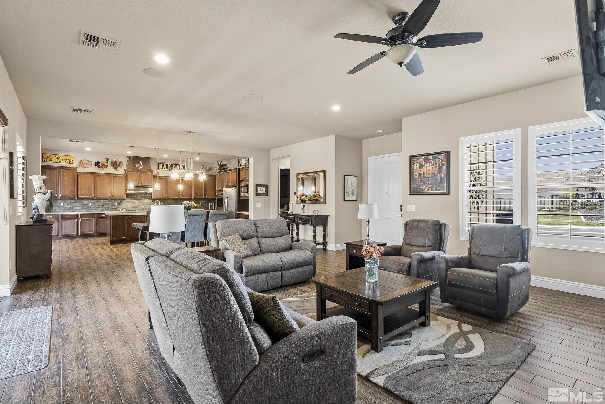 12511 Blue Stream Property Photo 7