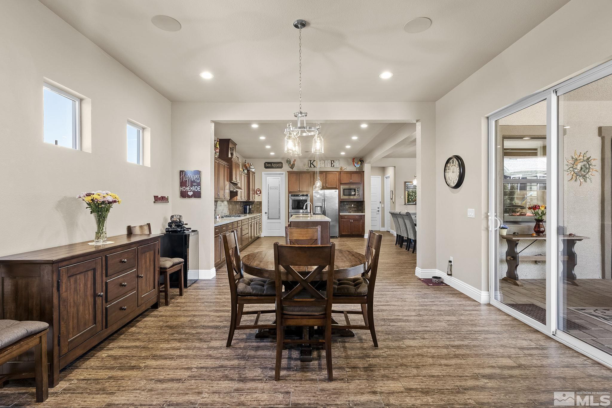 12511 Blue Stream Property Photo 15