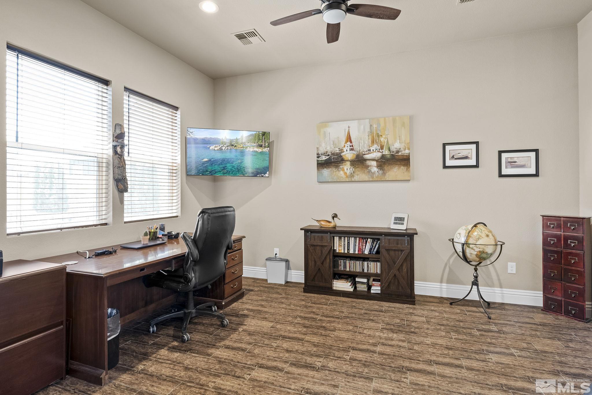 12511 Blue Stream Property Photo 16