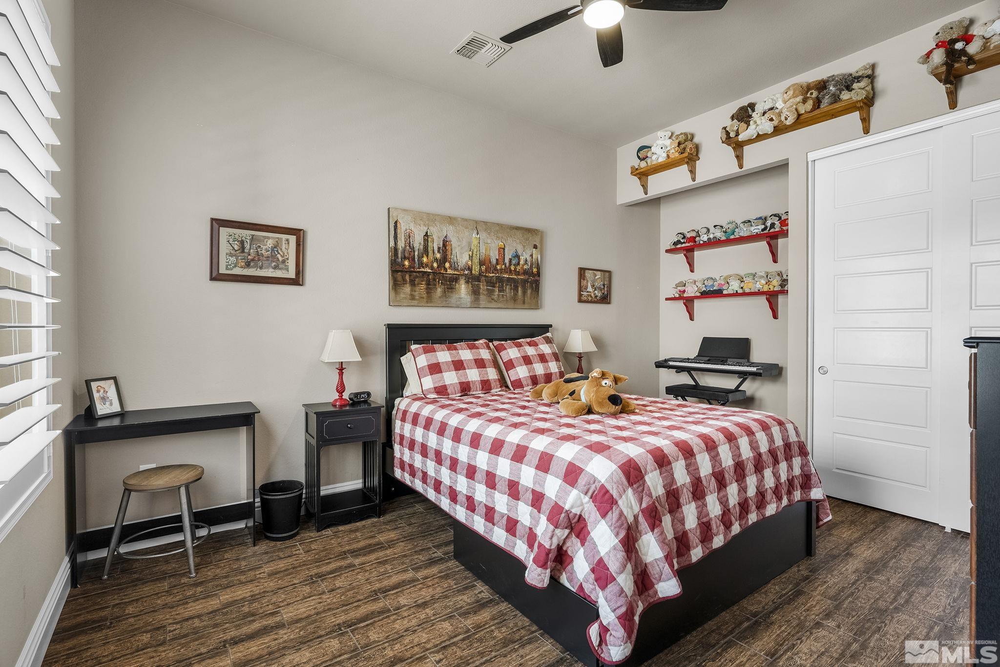 12511 Blue Stream Property Photo 21