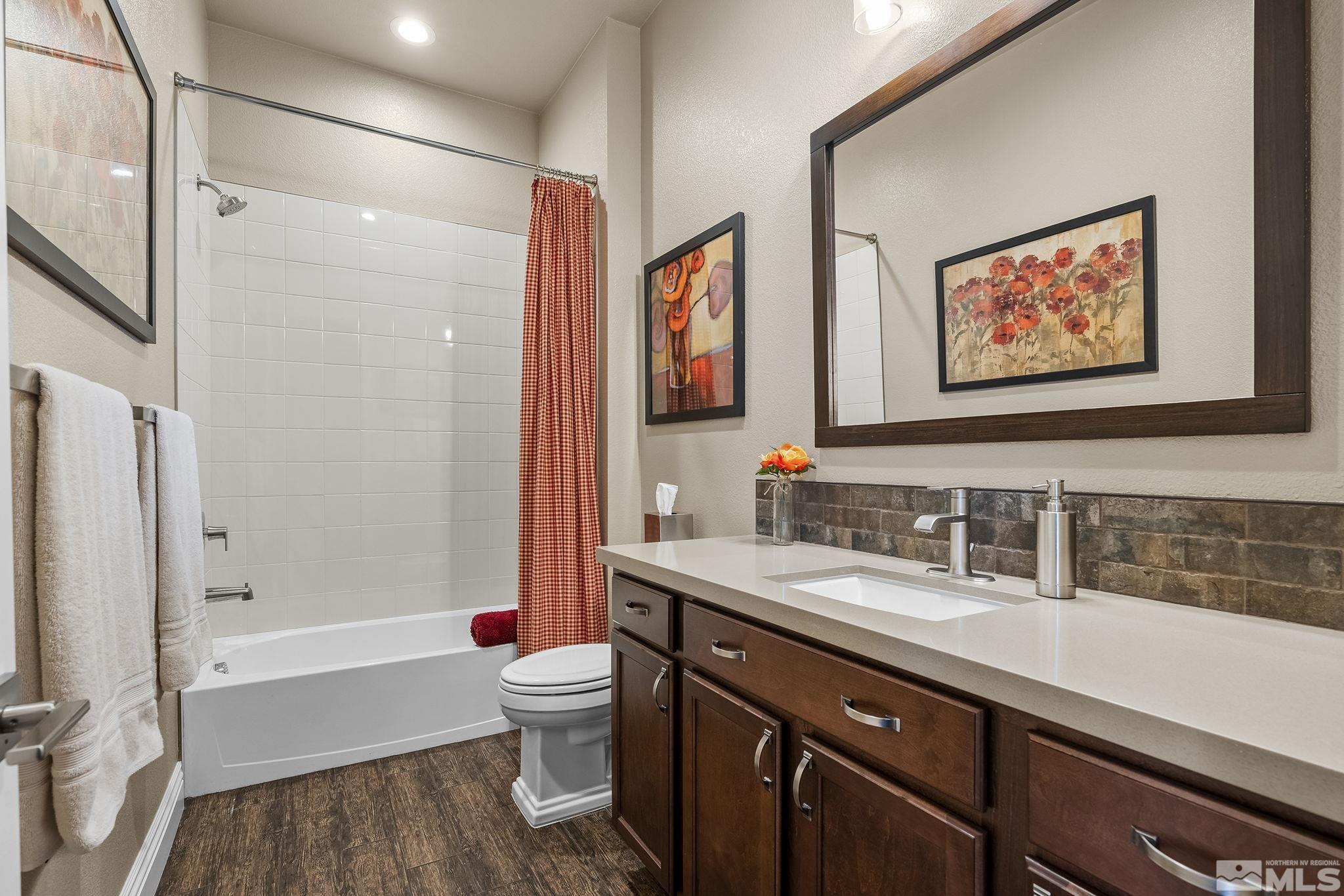12511 Blue Stream Property Photo 23