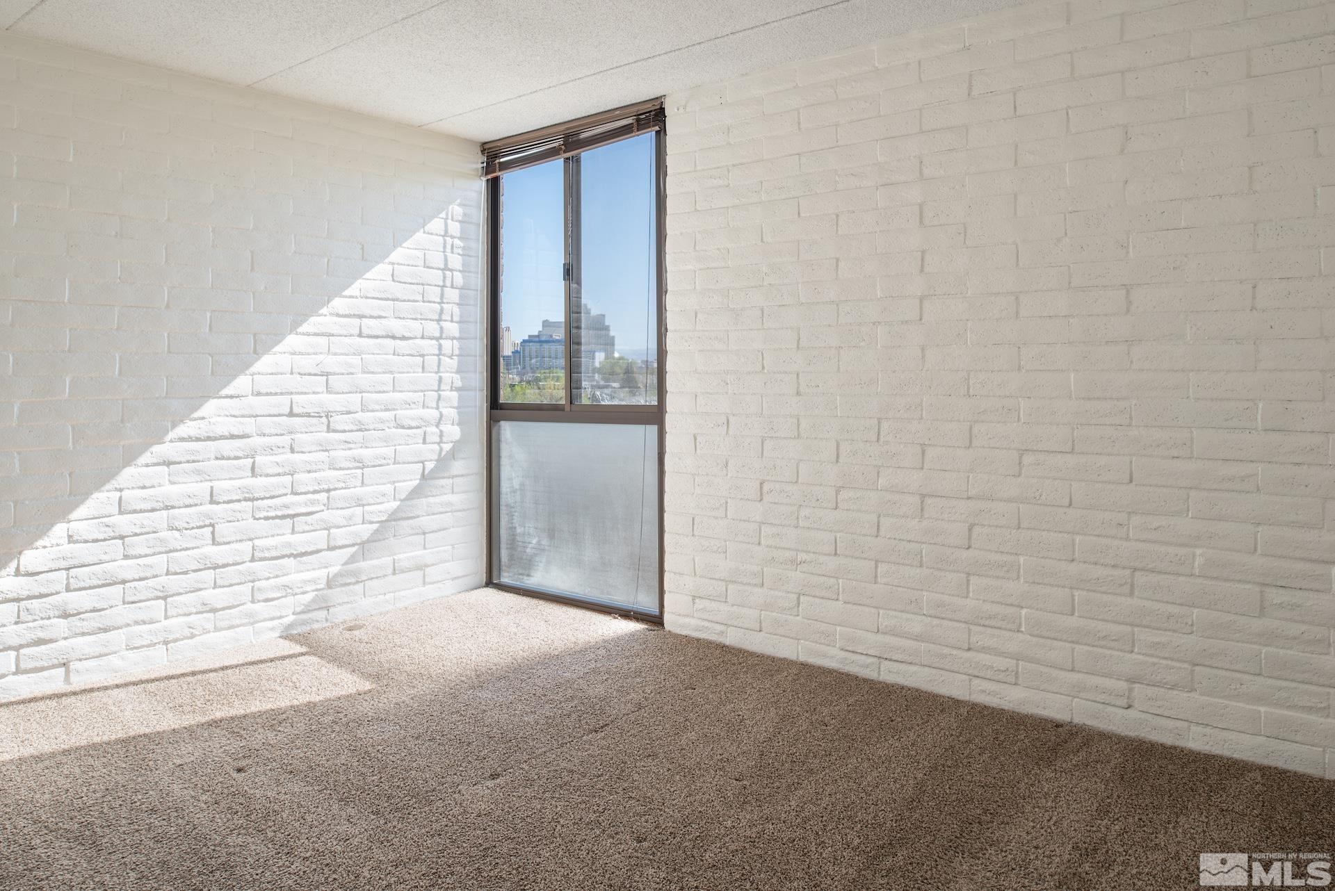 1200 Riverside Drive 1210 Property Photo 16