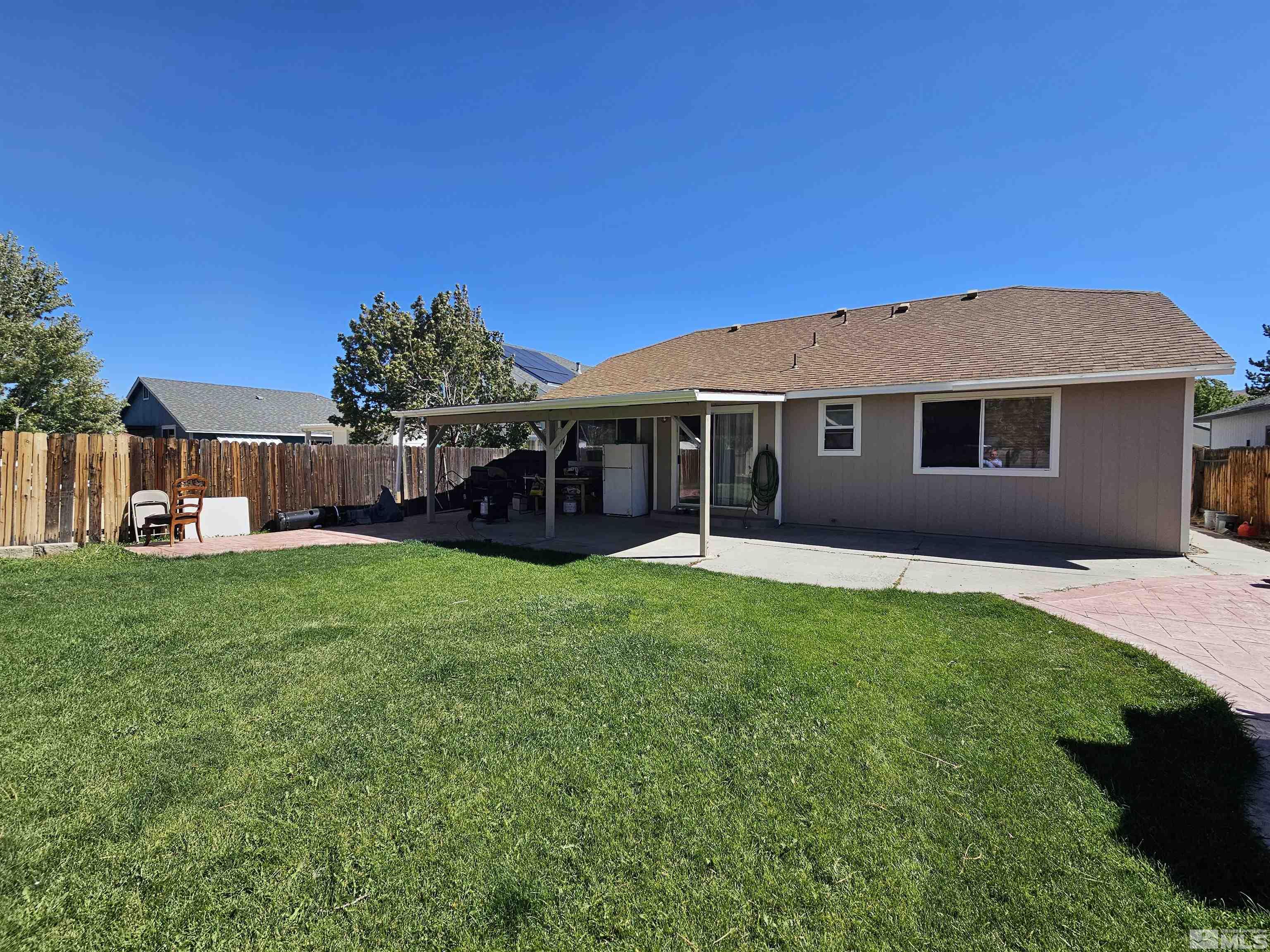 8075 Shifting Sands Drive Property Photo 16