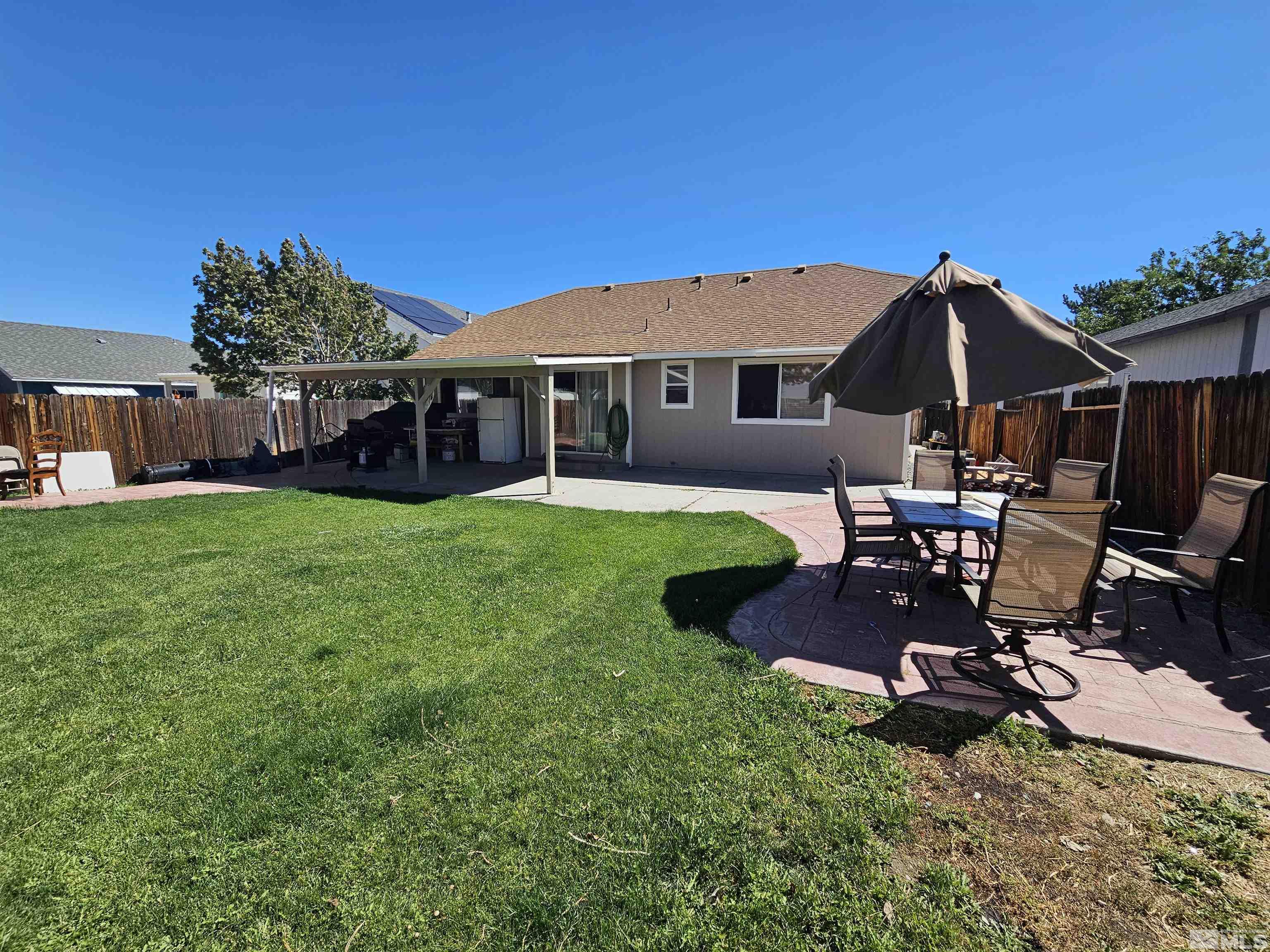 8075 Shifting Sands Drive Property Photo 17