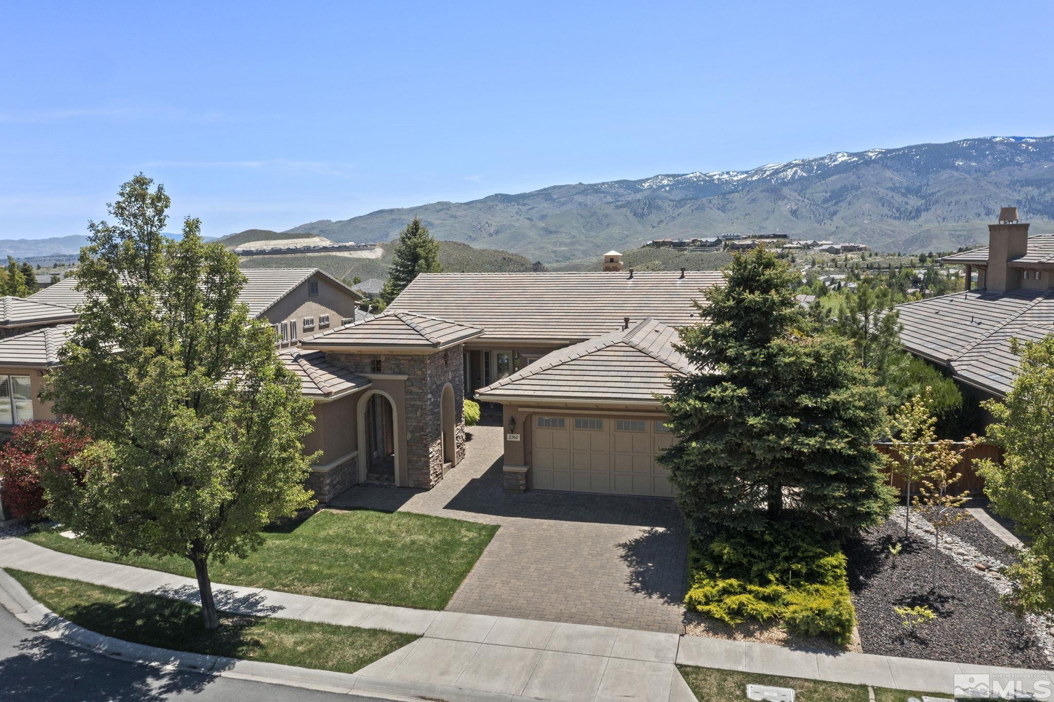 240005925 Property Photo 1