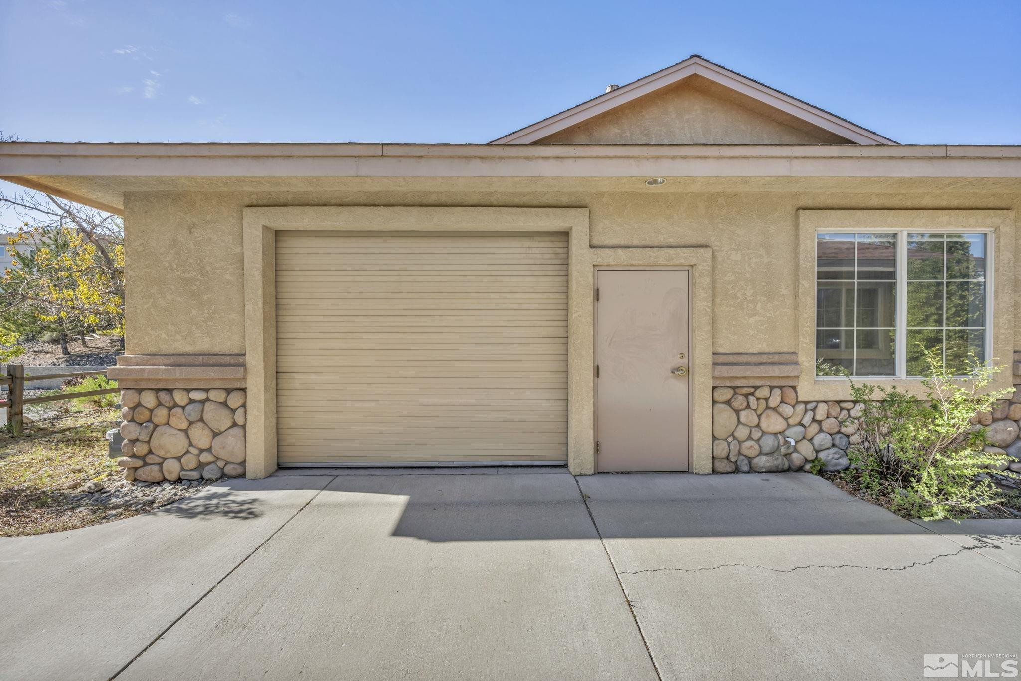 783 Basque Way Property Photo 7