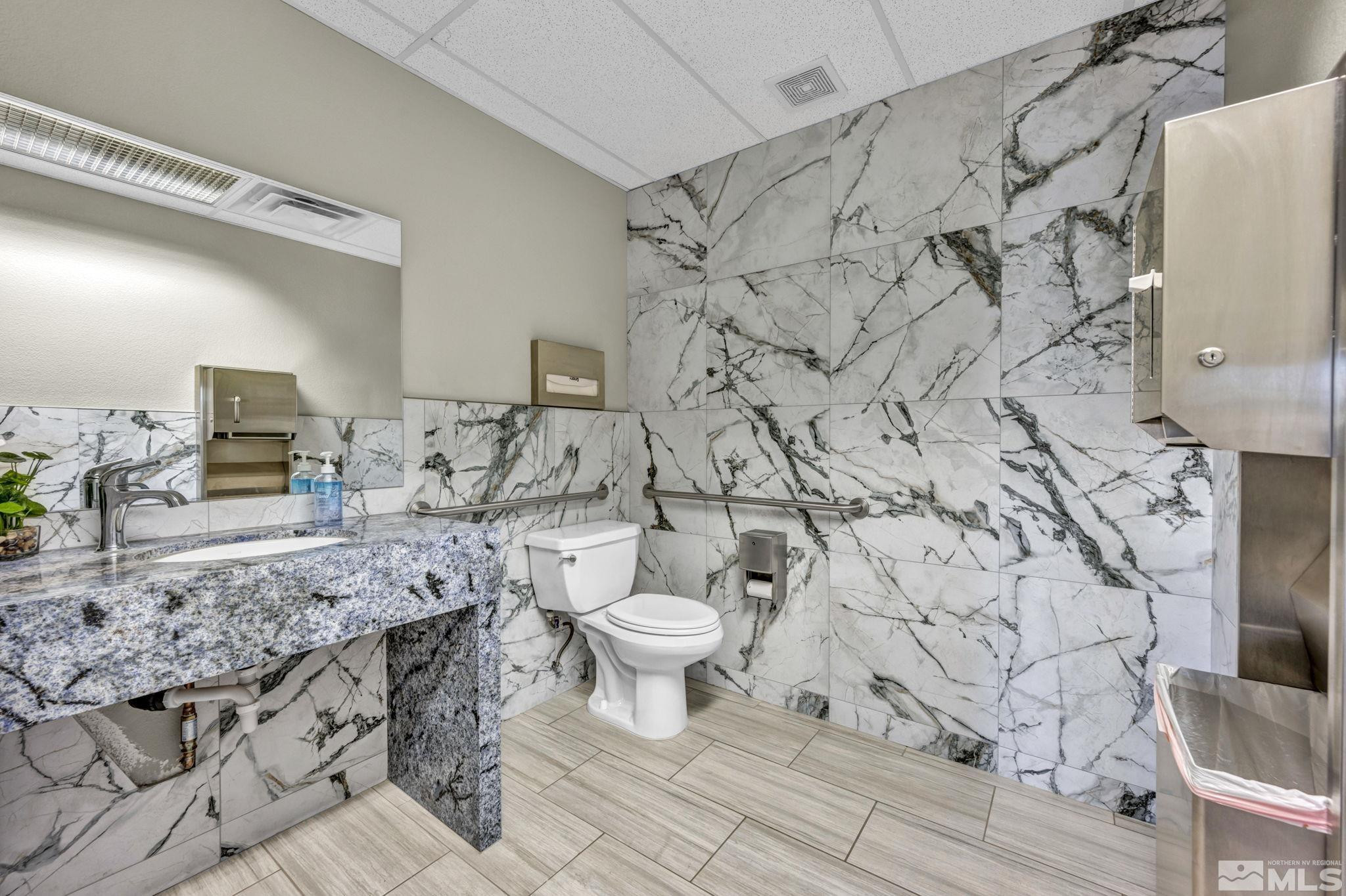 783 Basque Way Property Photo 30