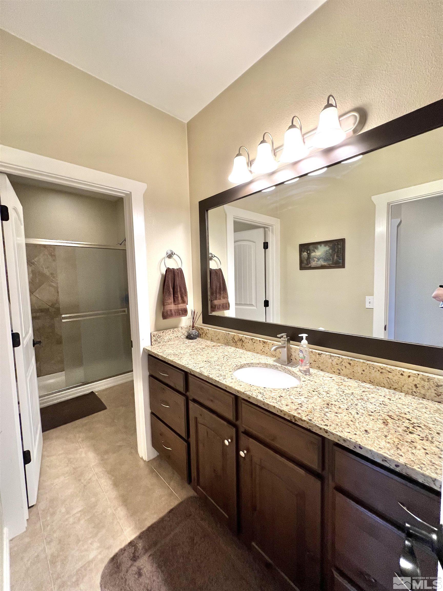 360 Jillian Ct Property Photo 16