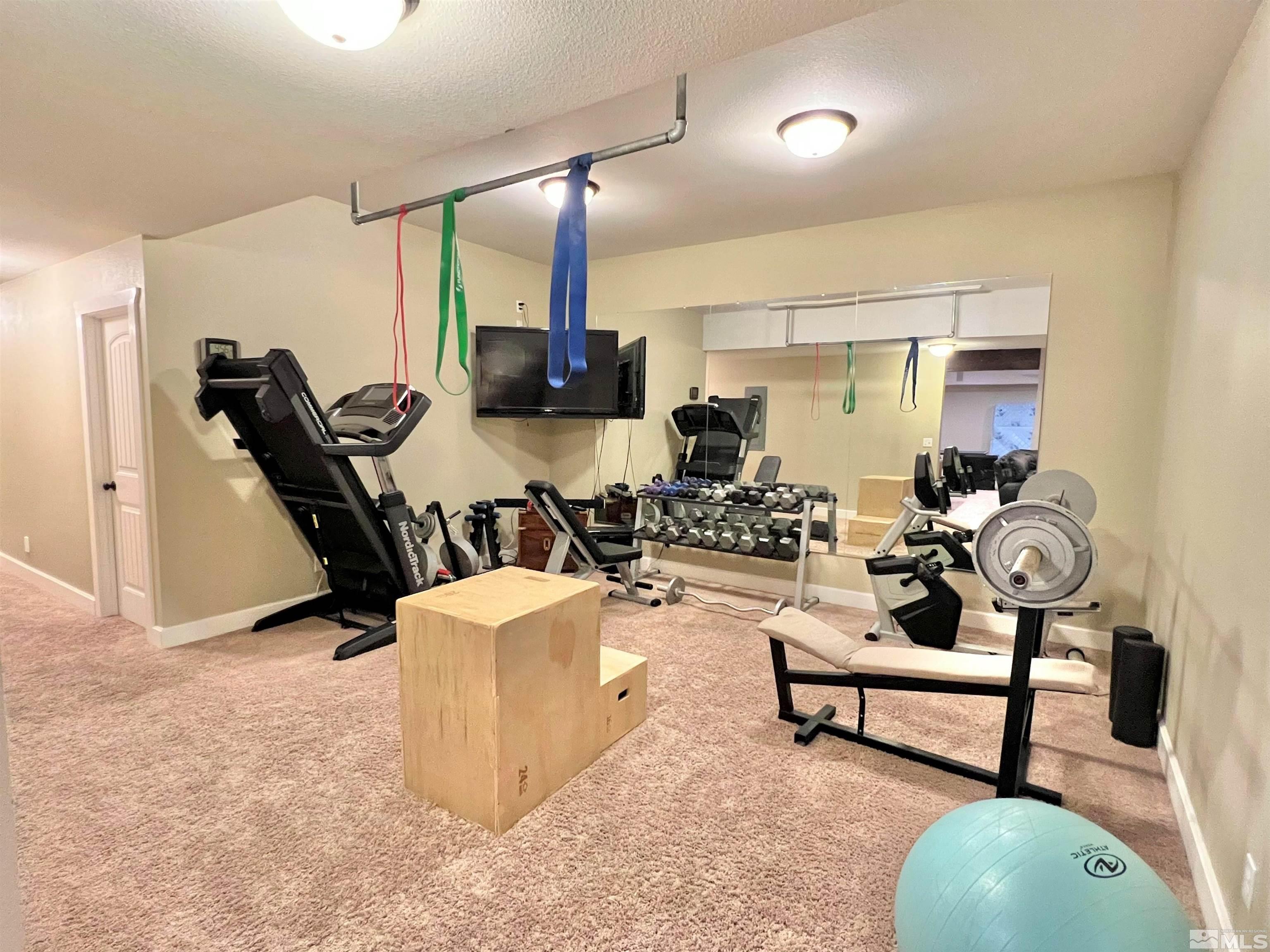 360 Jillian Ct Property Photo 27