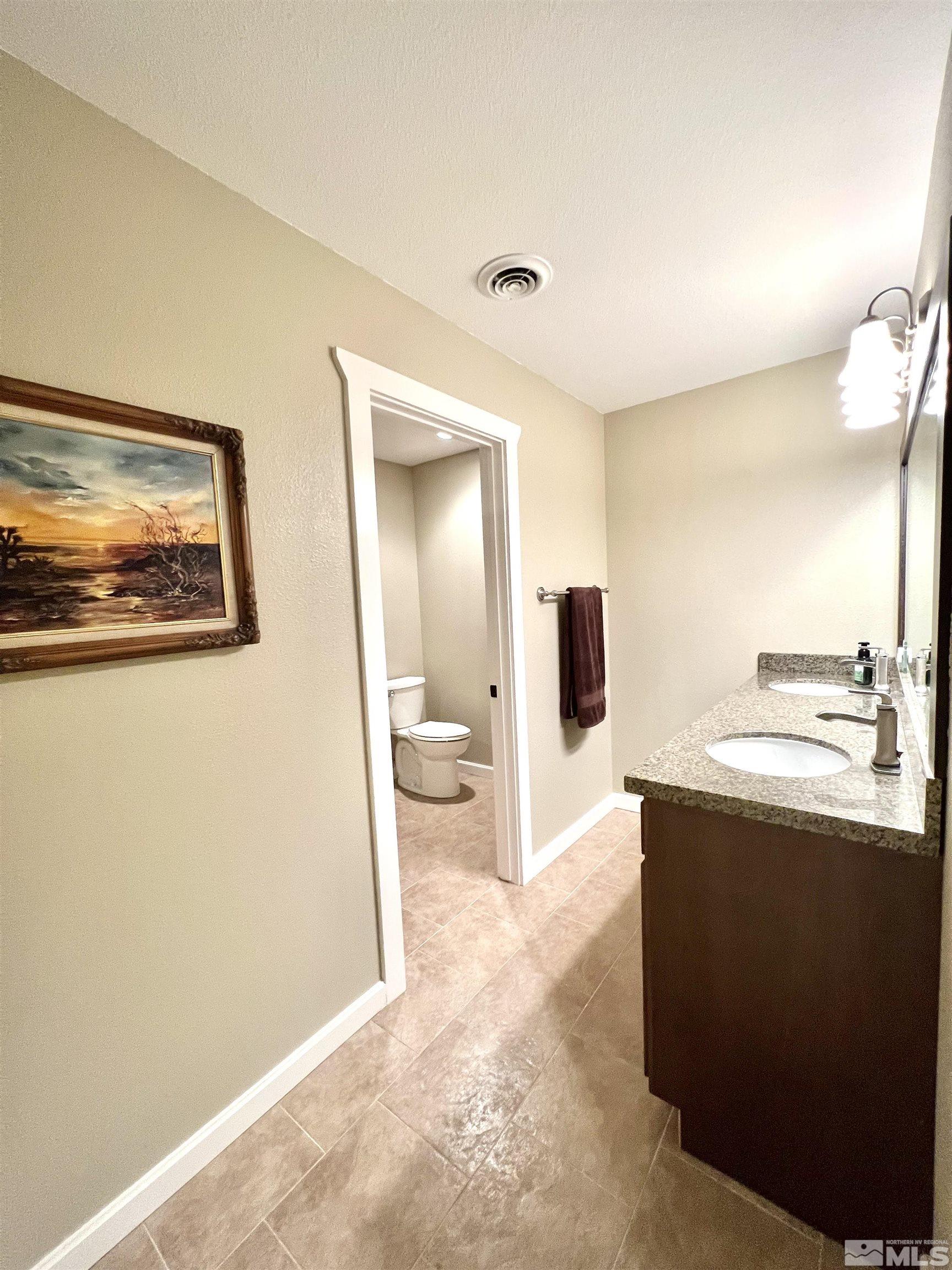 360 Jillian Ct Property Photo 32