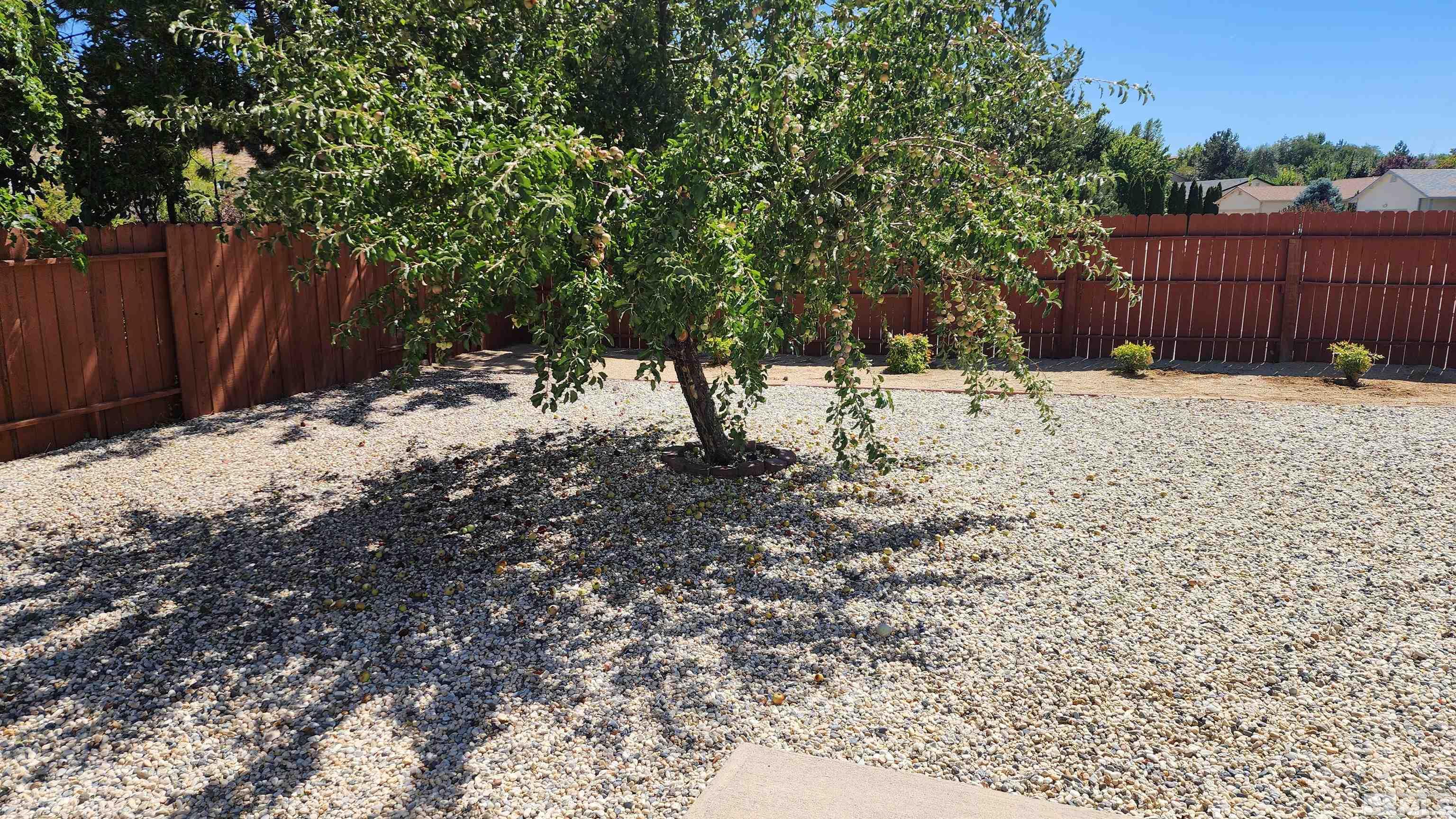 5910 Poinsettia Ct Property Photo 16