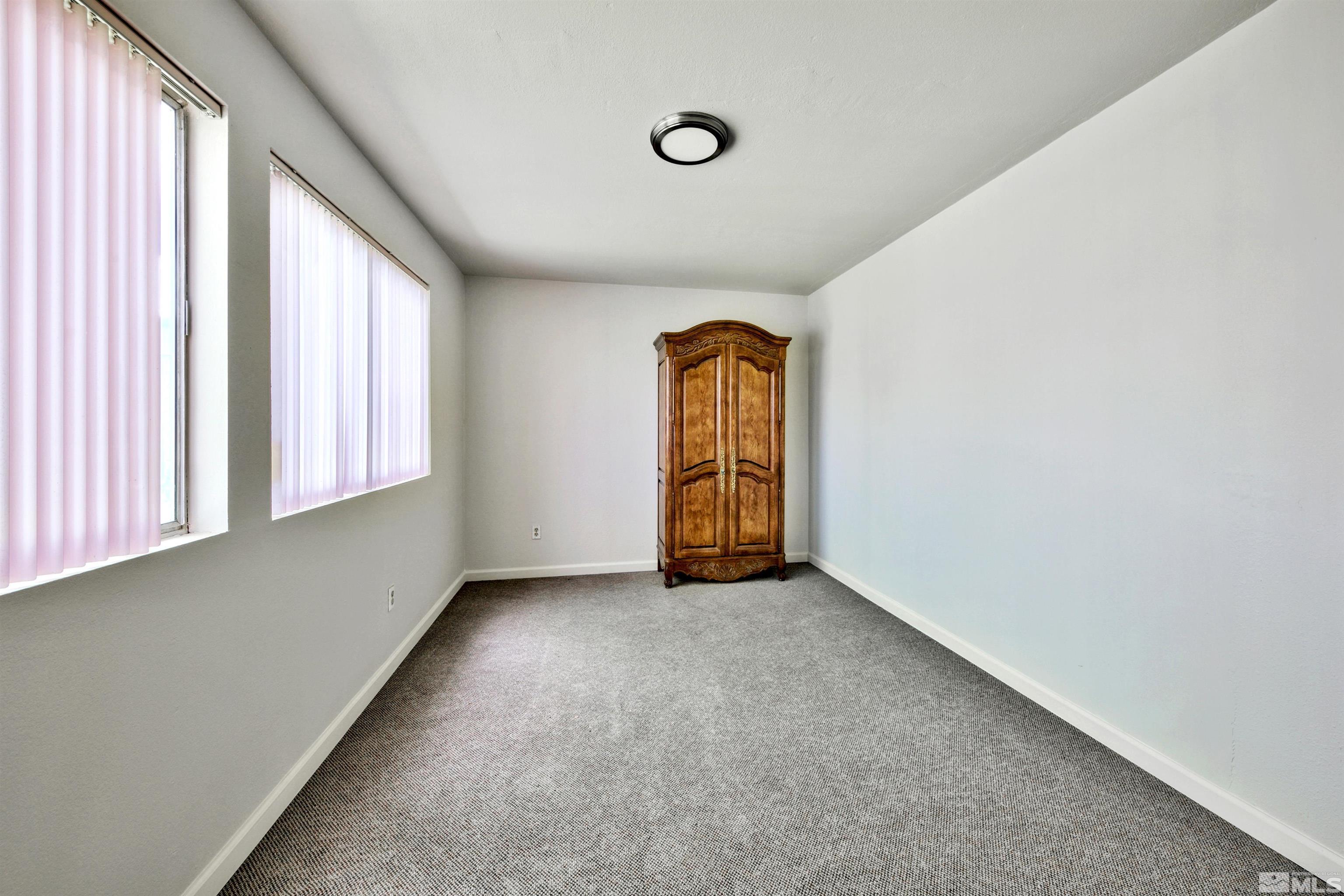 3129 S Carson St Property Photo 23
