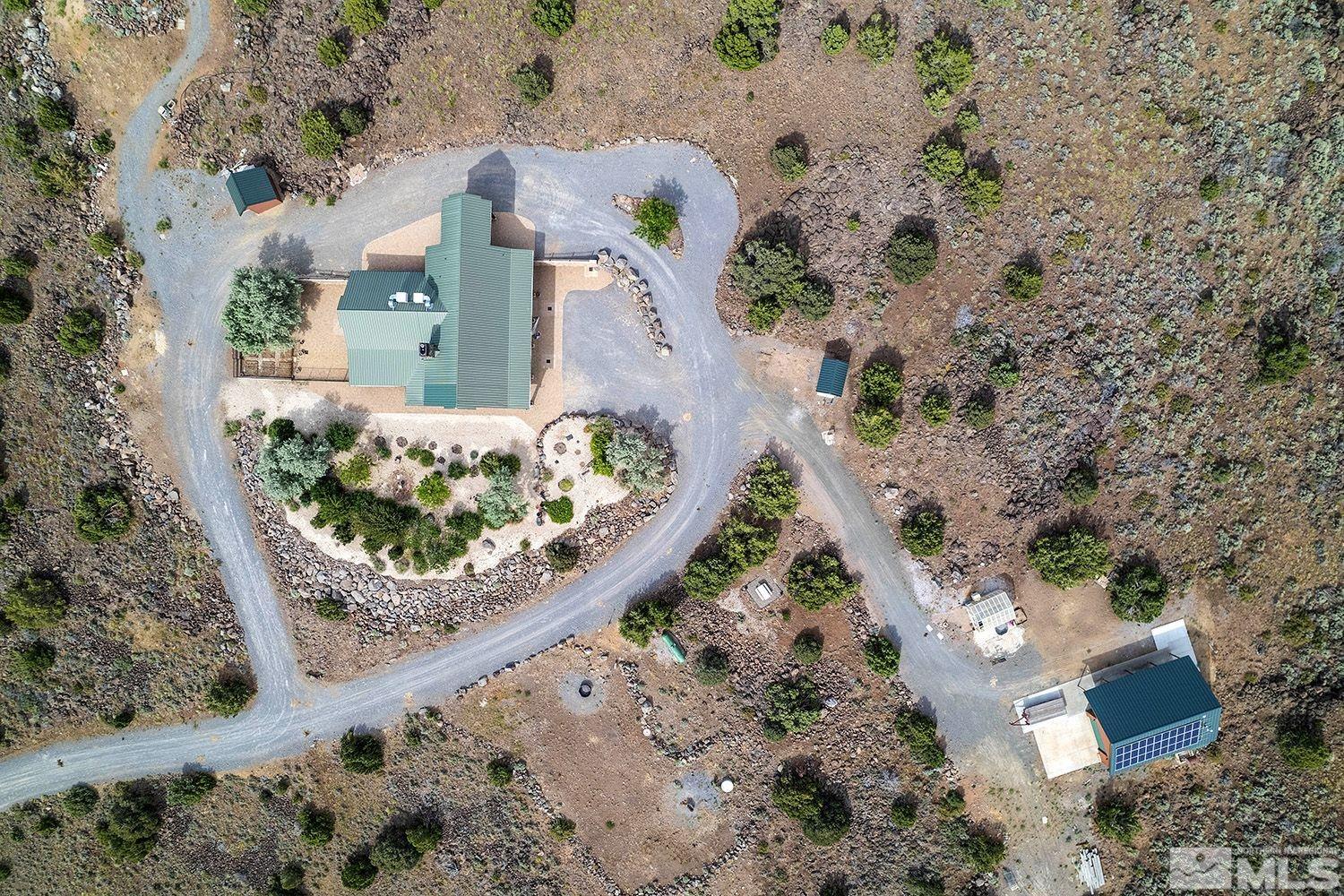2710 Goldfield Rd Property Photo 3