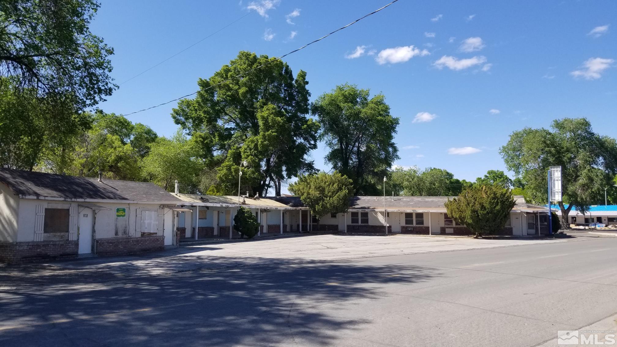 435 9th Street Property Photo 4