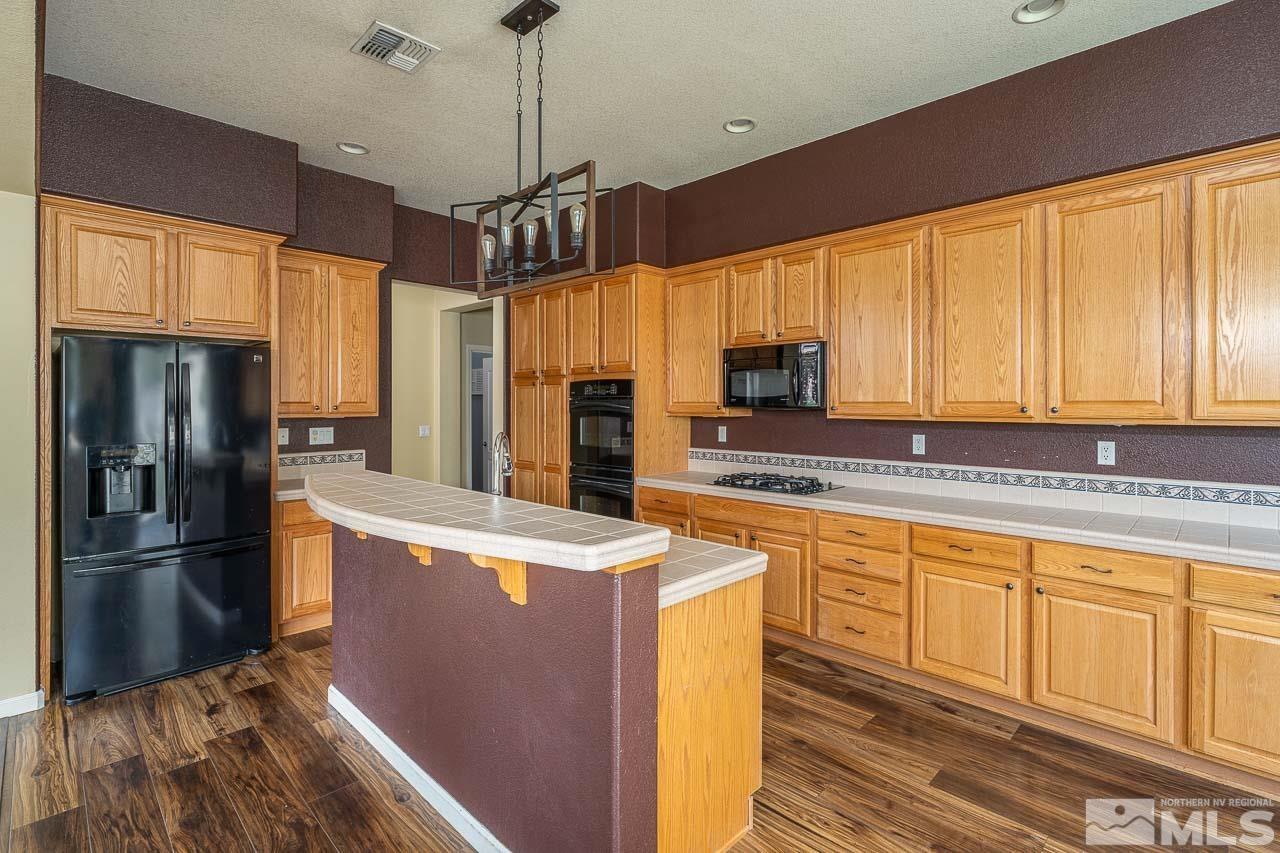 8160 Opal Station Drive Property Photo 1