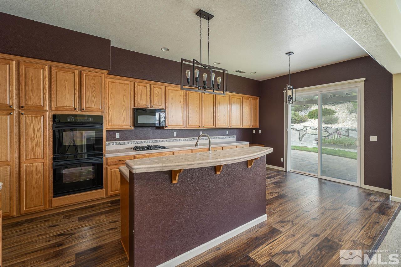 8160 Opal Station Drive Property Photo 2