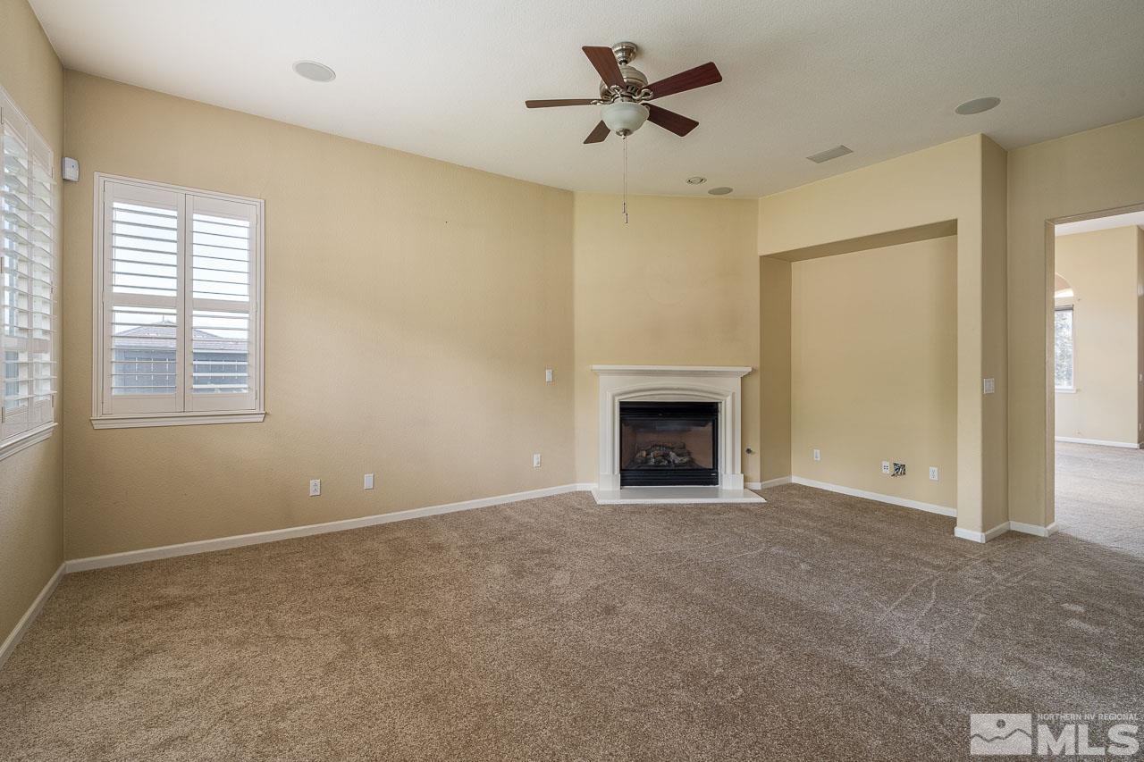 8160 Opal Station Drive Property Photo 5