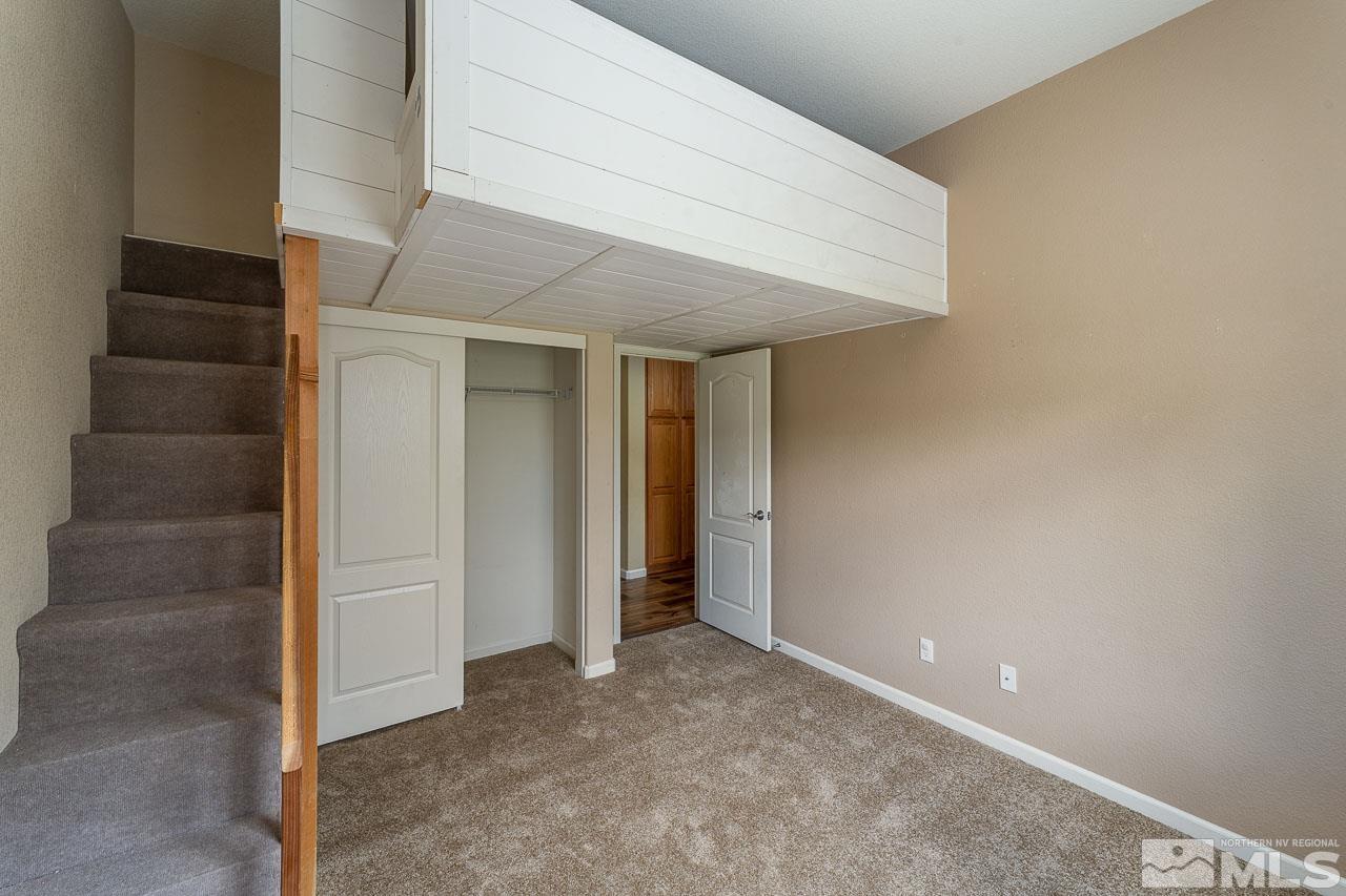 8160 Opal Station Drive Property Photo 9