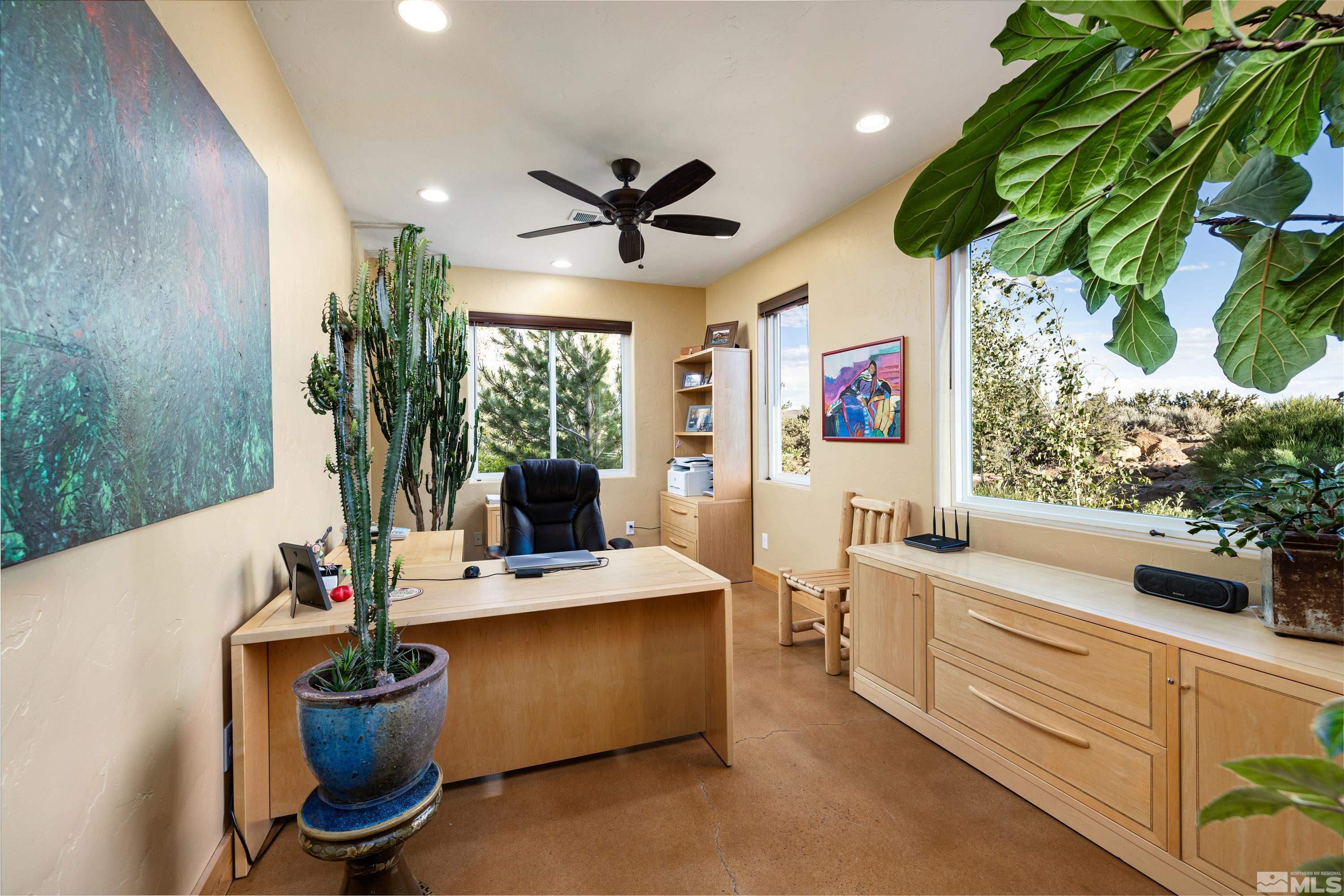 5745 Carl Drive Property Photo 15
