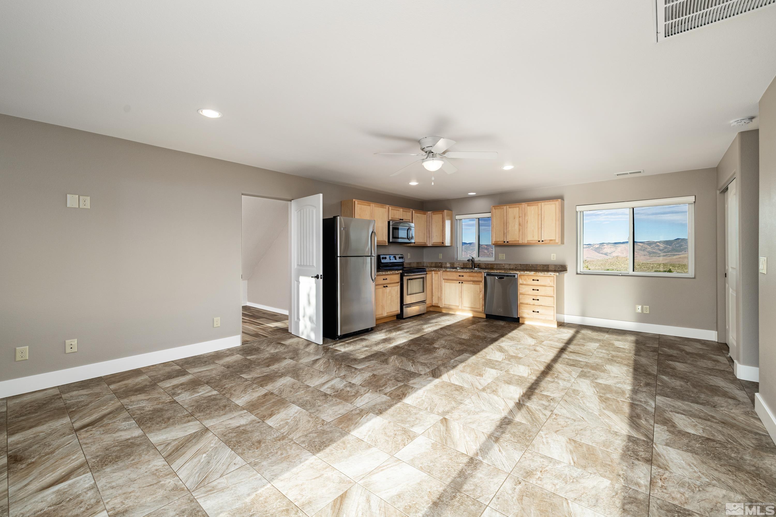 5745 Carl Drive Property Photo 25