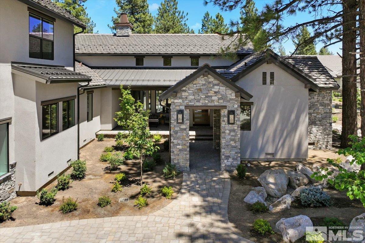 5192 Bordeaux Drive Property Photo 1