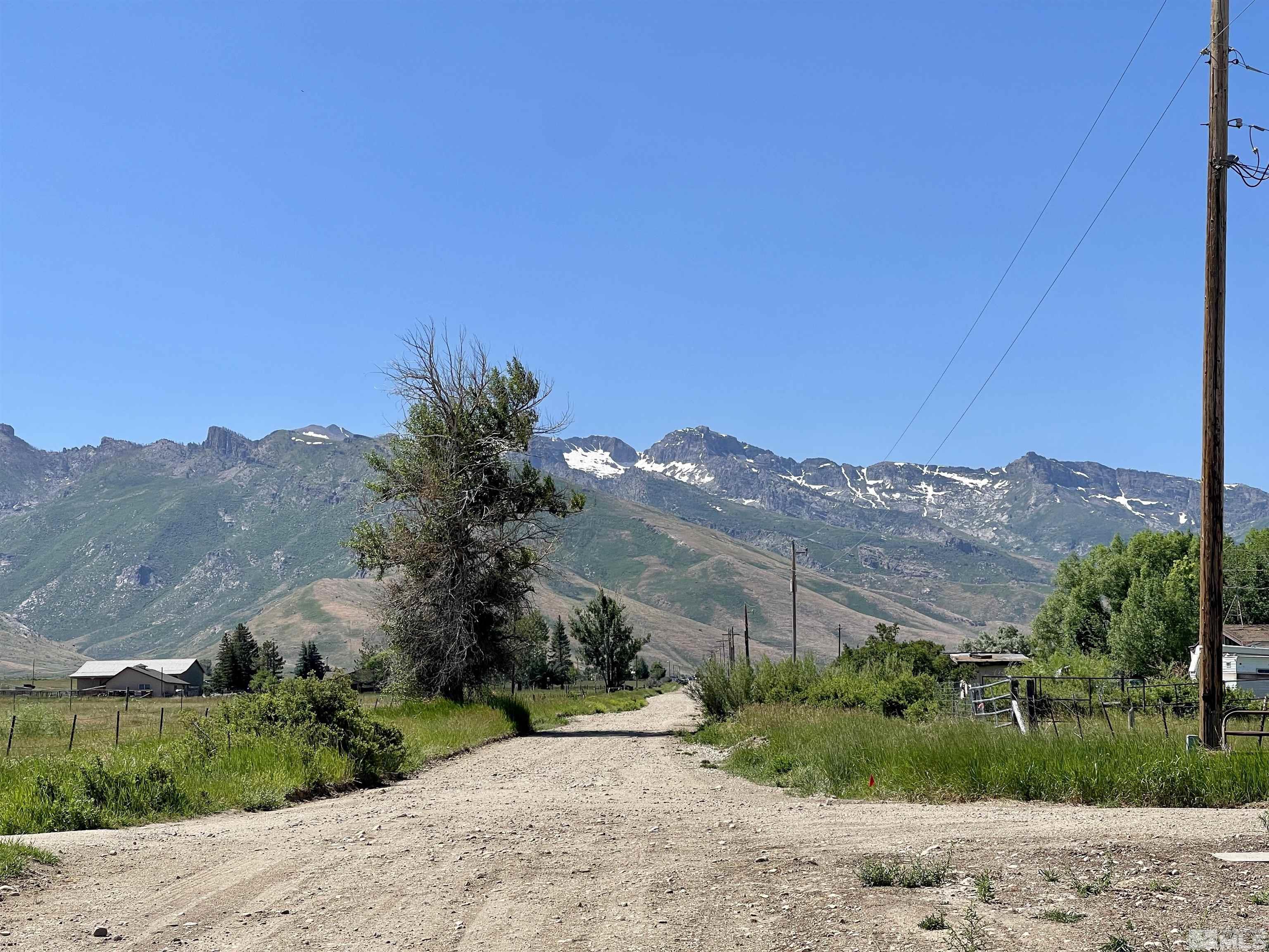 2623 N Canyon Road Property Photo 4