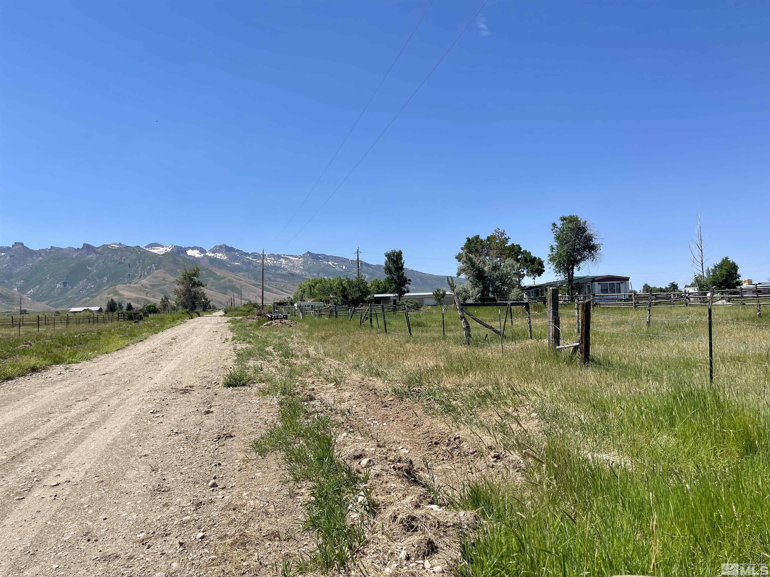 2623 N Canyon Road Property Photo 9