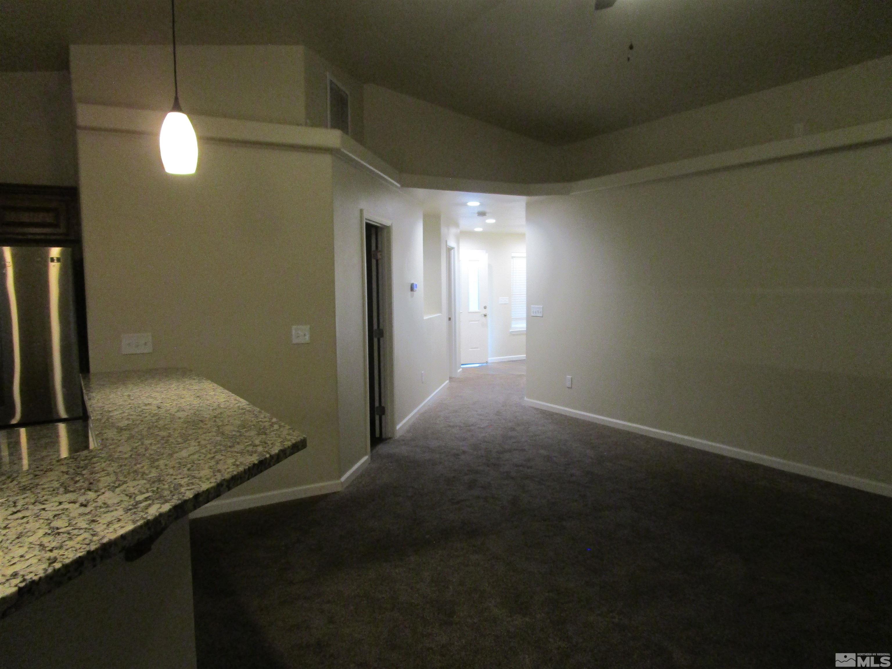 720 N Broadway Property Photo 8