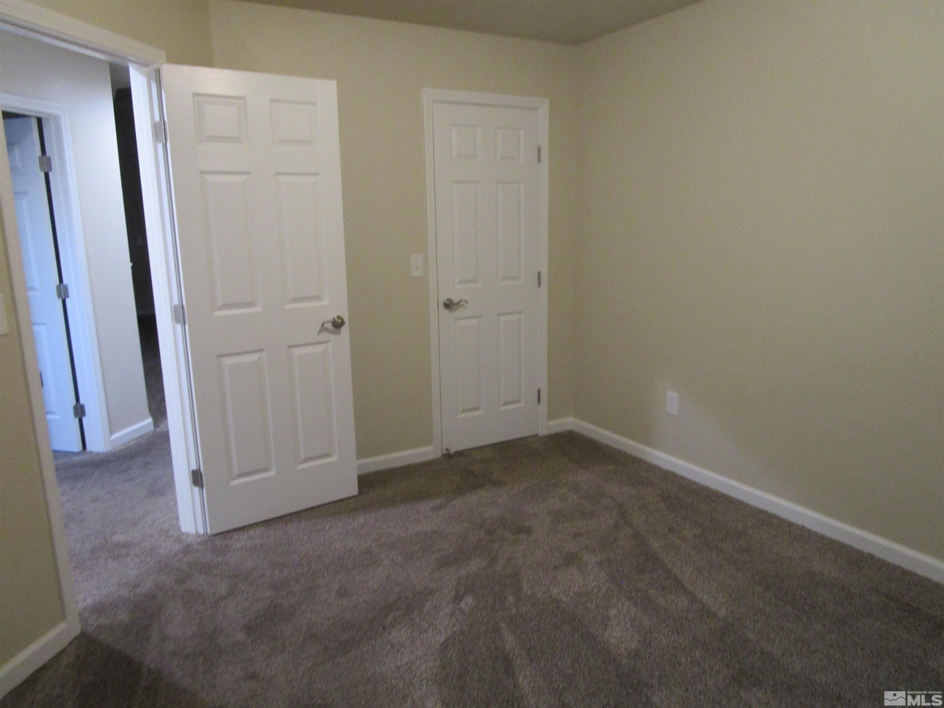 720 N Broadway Property Photo 9
