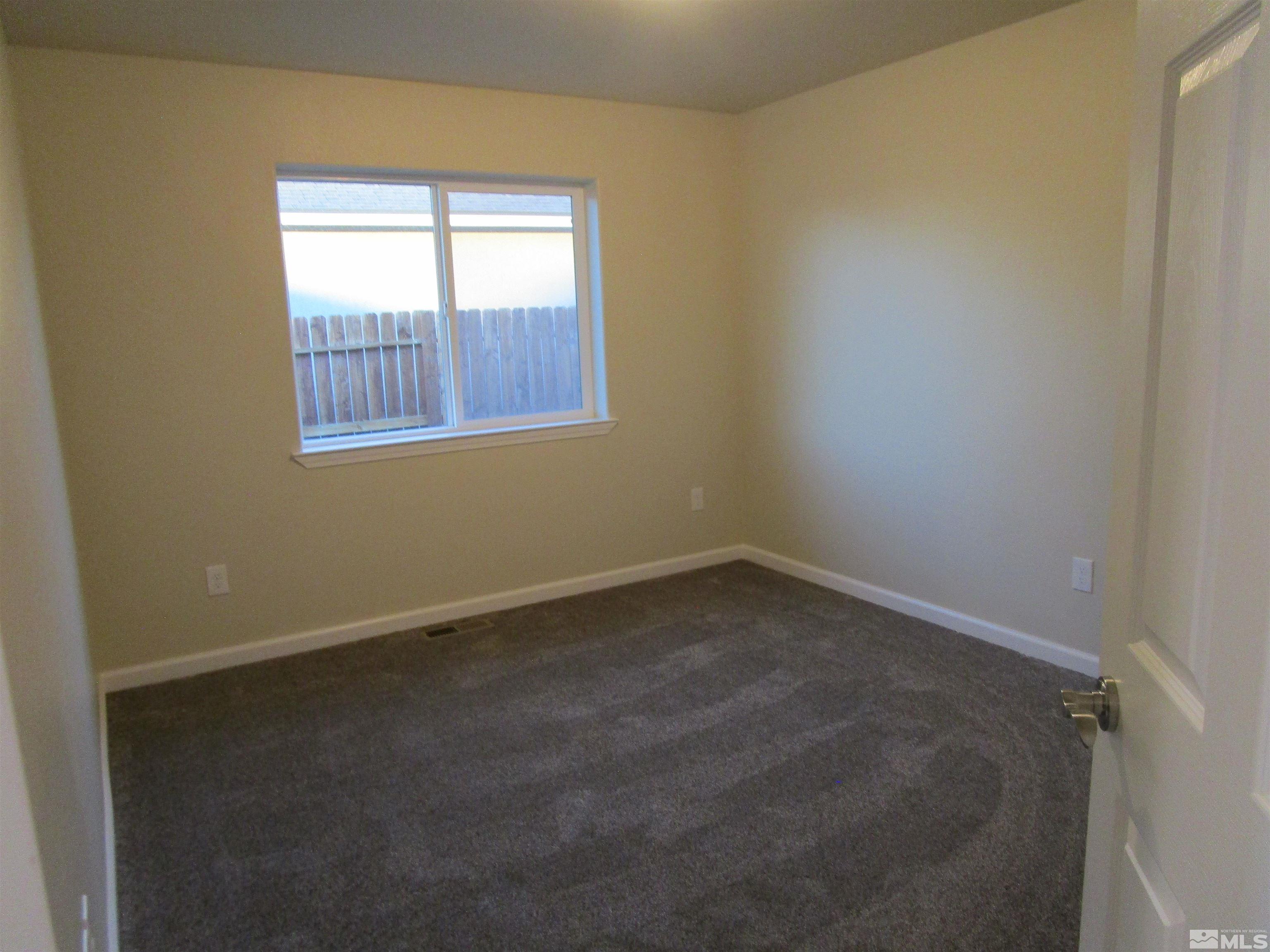 720 N Broadway Property Photo 12