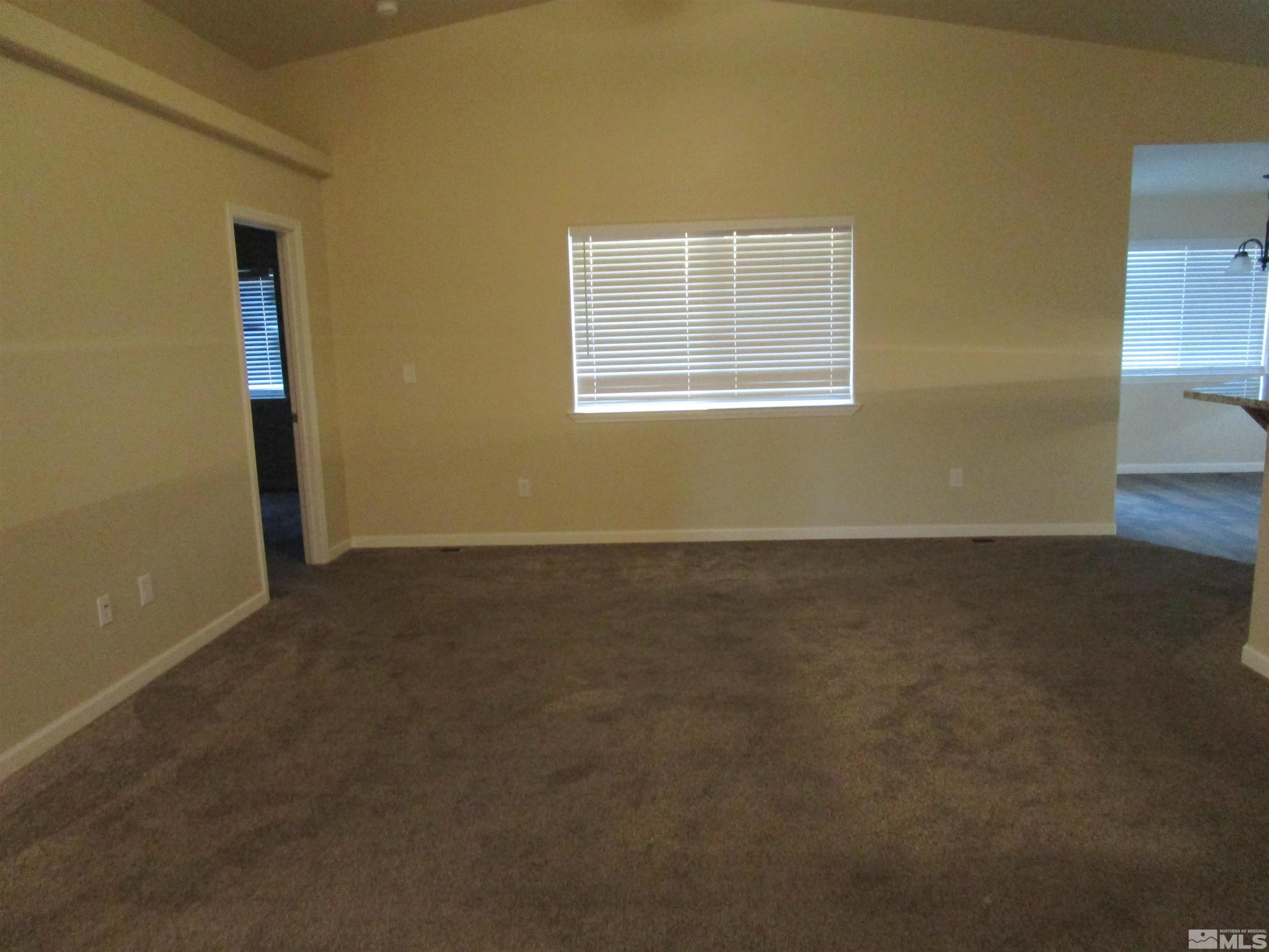 720 N Broadway Property Photo 13