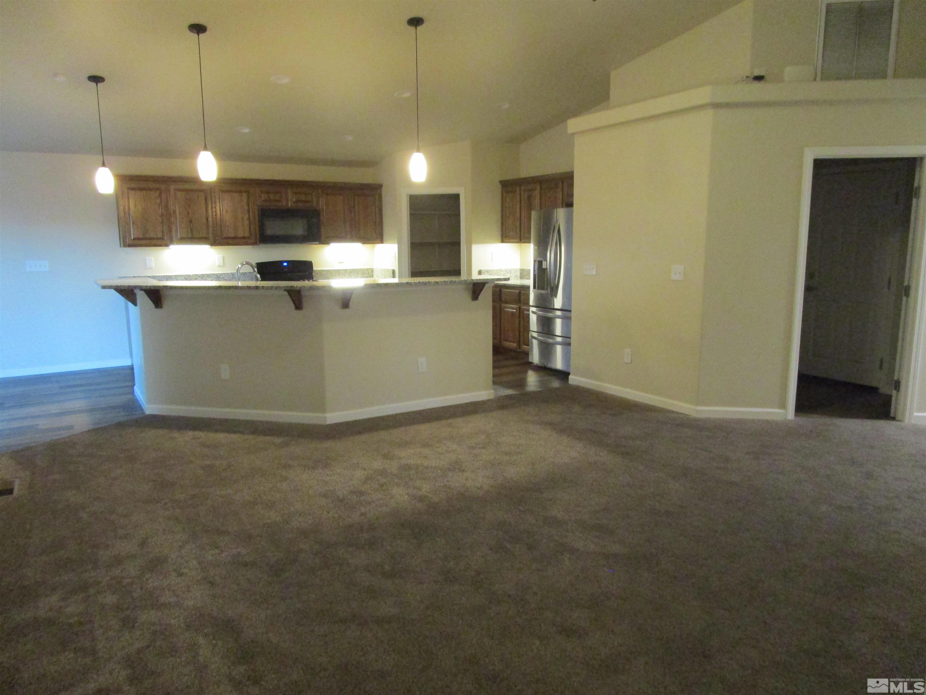 720 N Broadway Property Photo 18