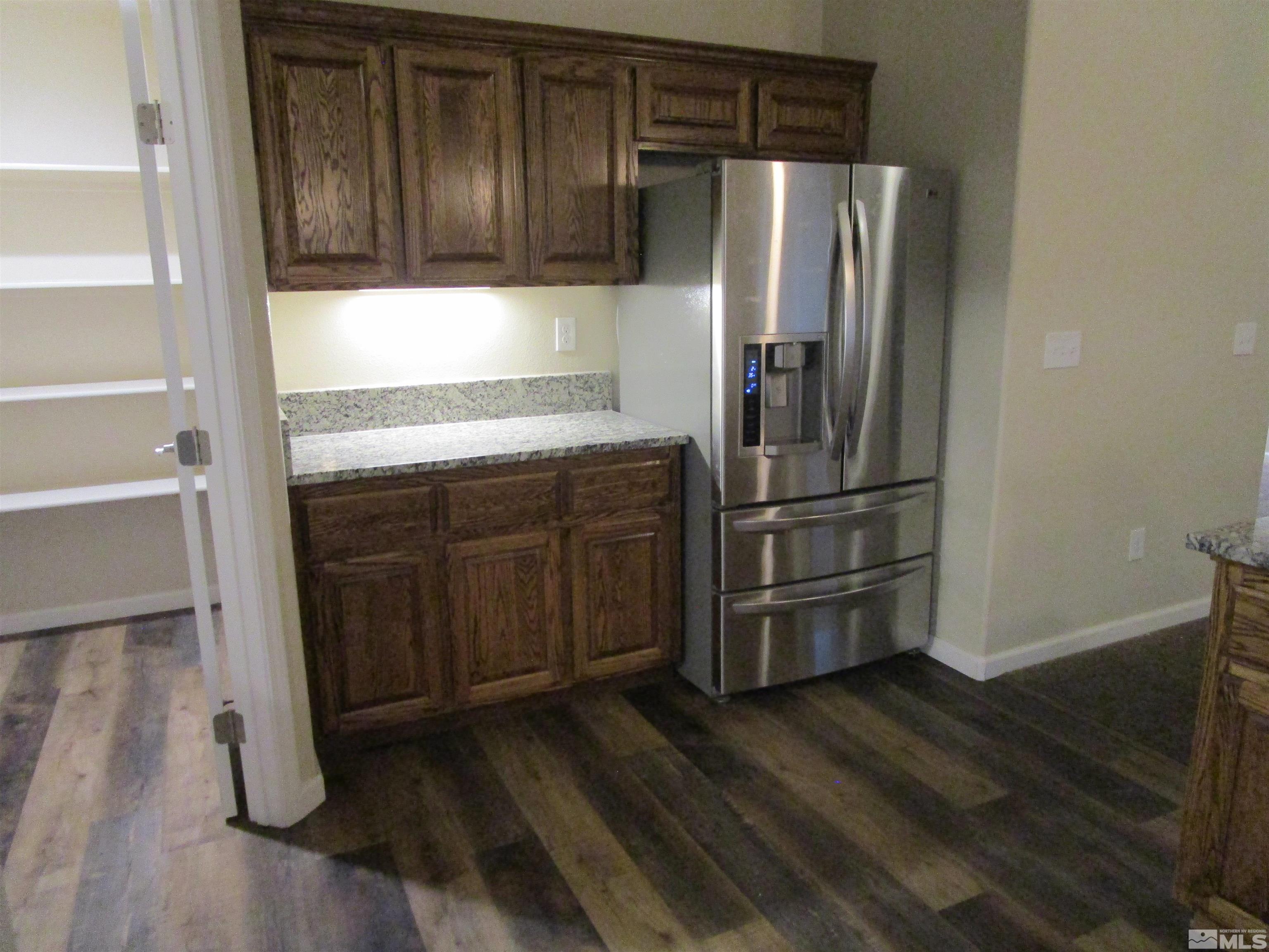 720 N Broadway Property Photo 20