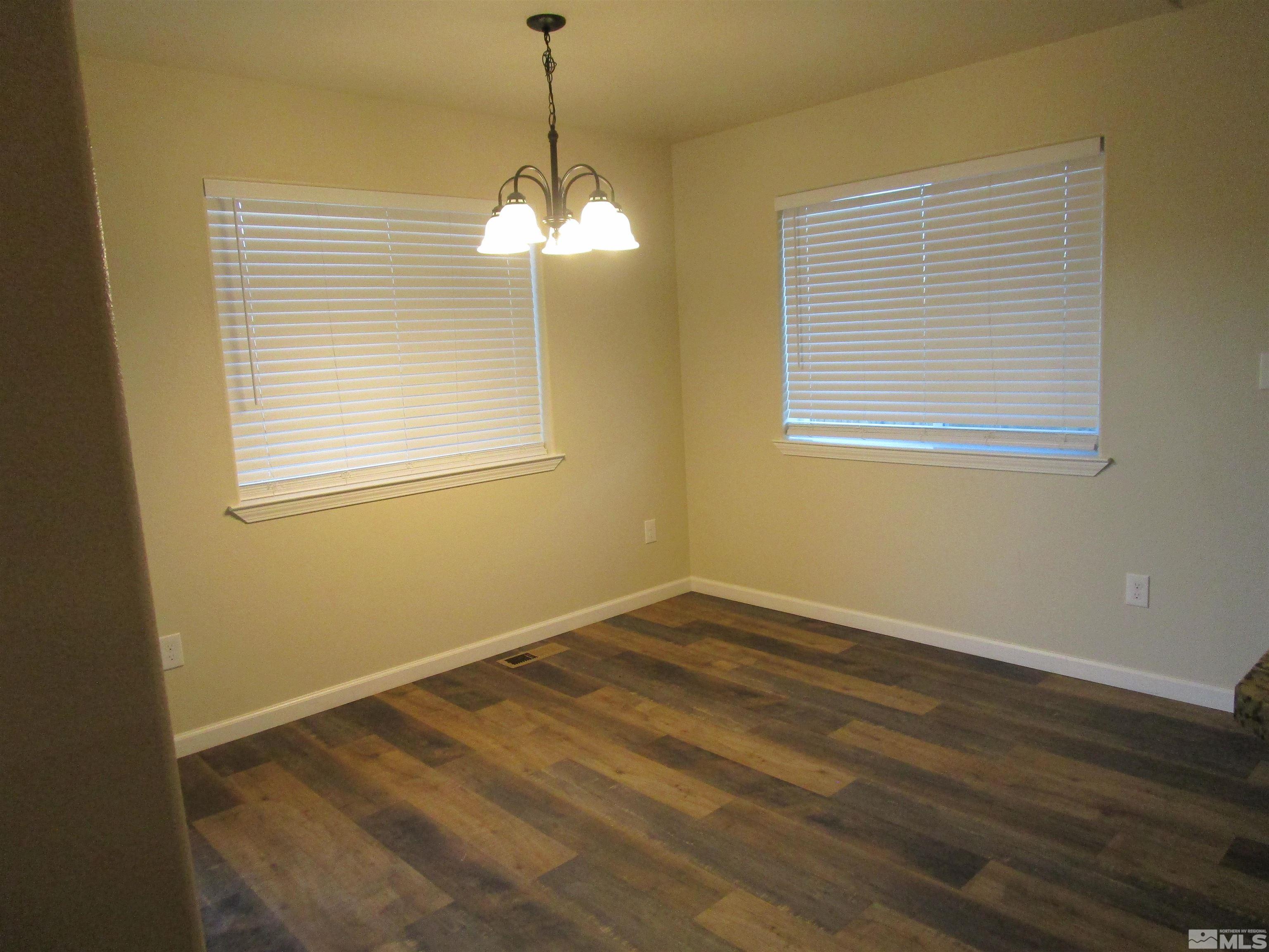 720 N Broadway Property Photo 22