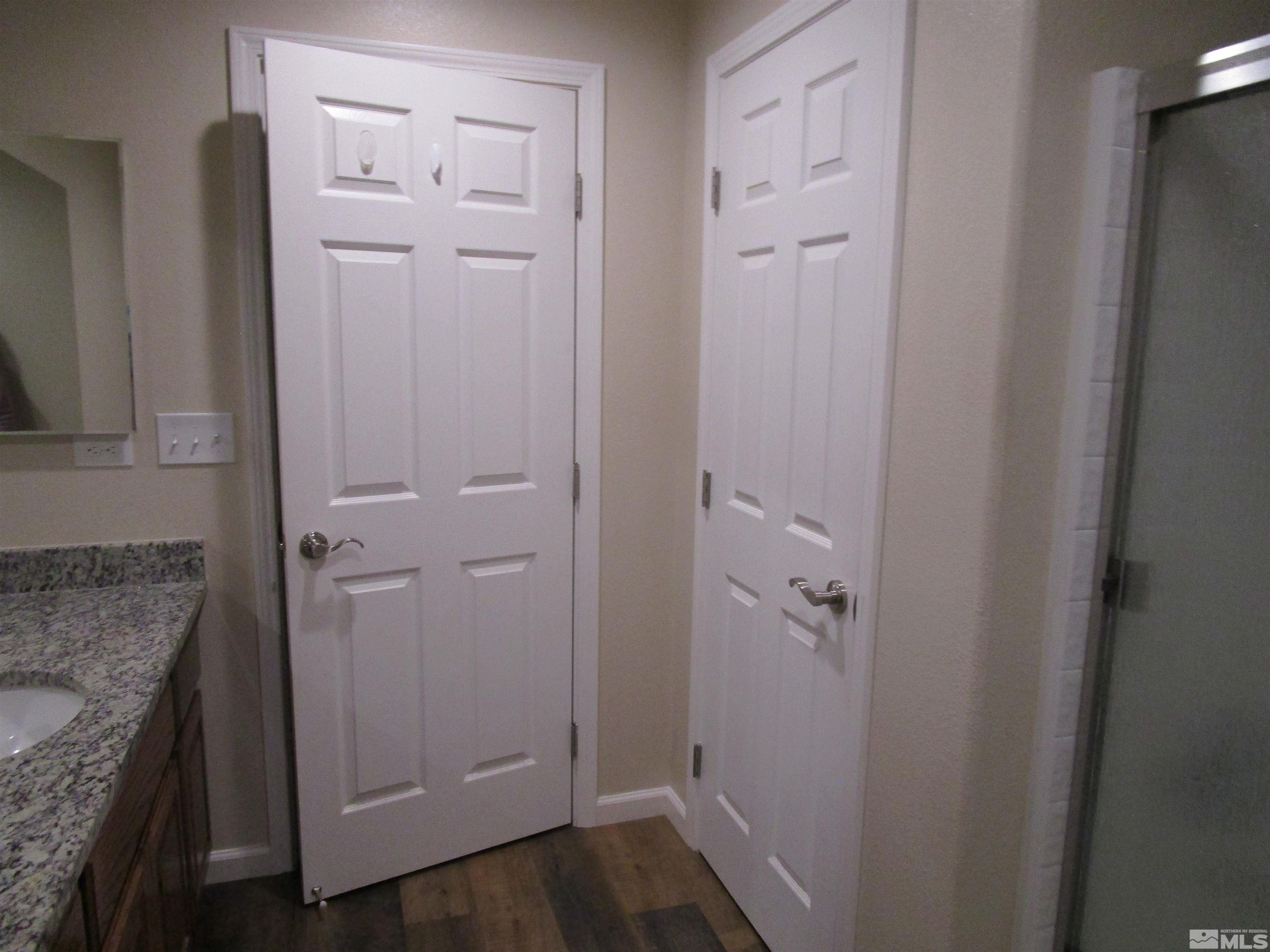720 N Broadway Property Photo 23
