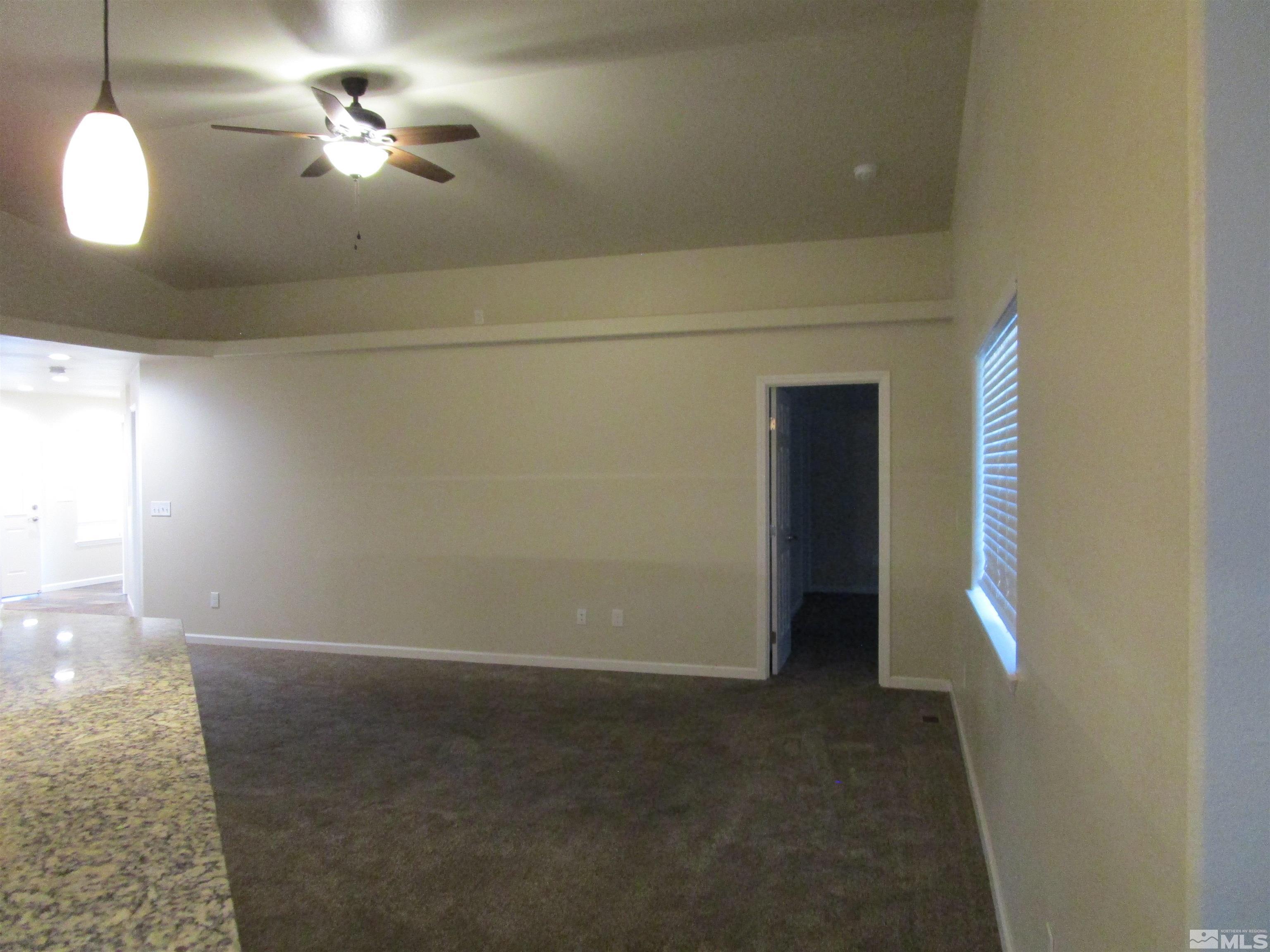 720 N Broadway Property Photo 27