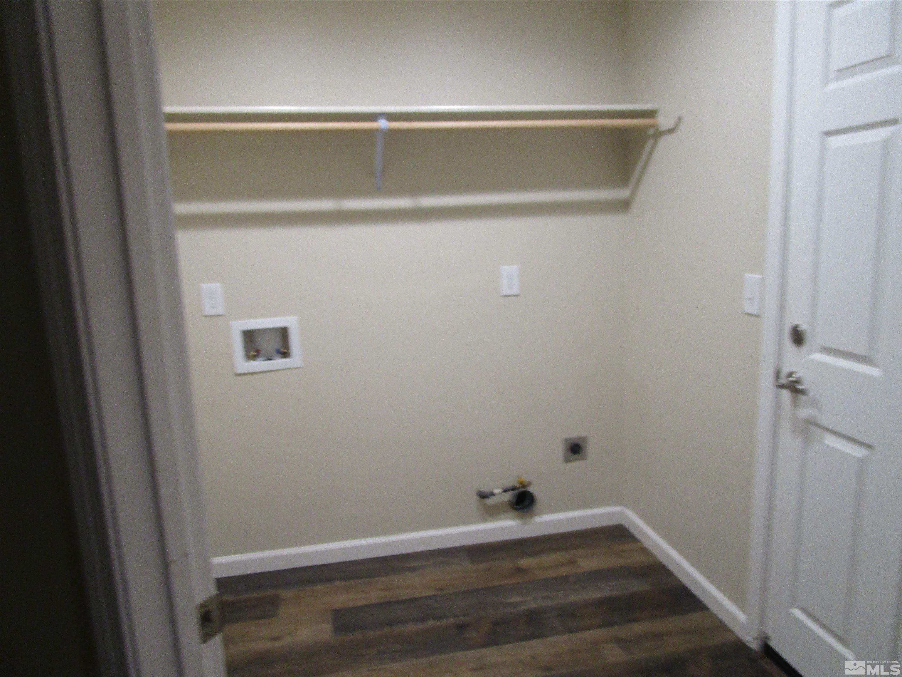 720 N Broadway Property Photo 33