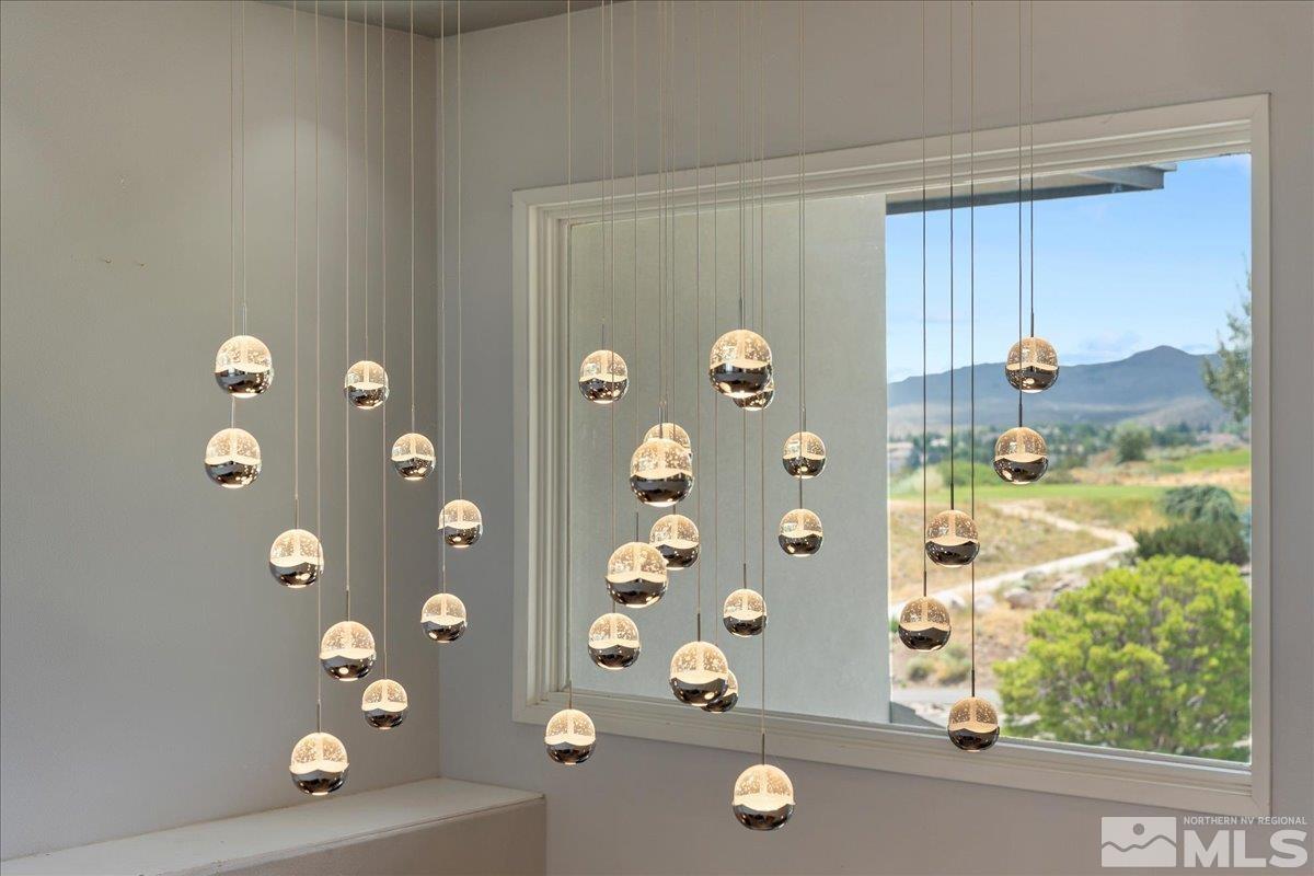 10241 Zuni Ridge Trl Property Photo 15