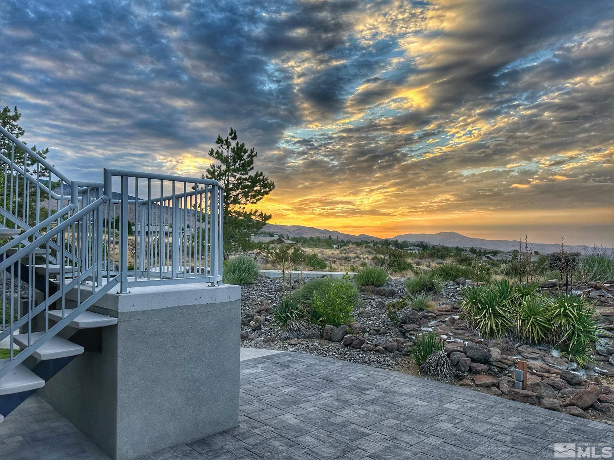 10241 Zuni Ridge Trl Property Photo 36