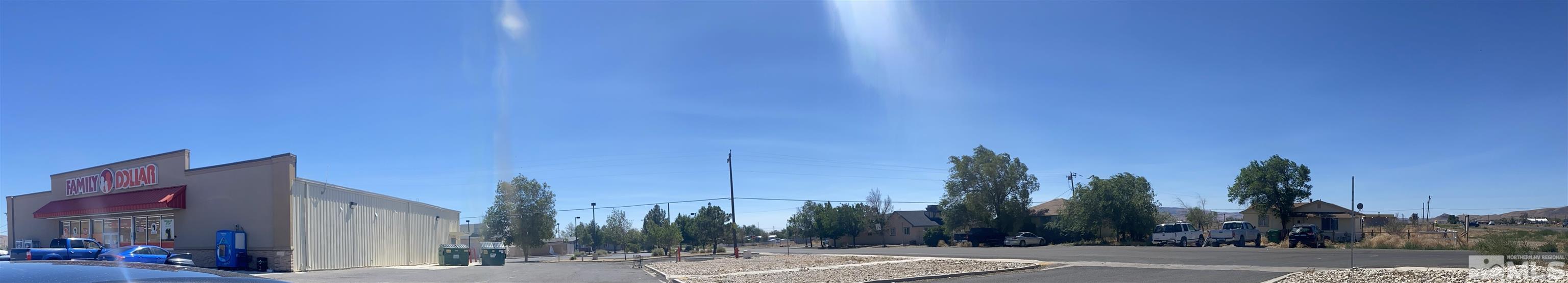 1025 Pyramid Ave Property Photo 4