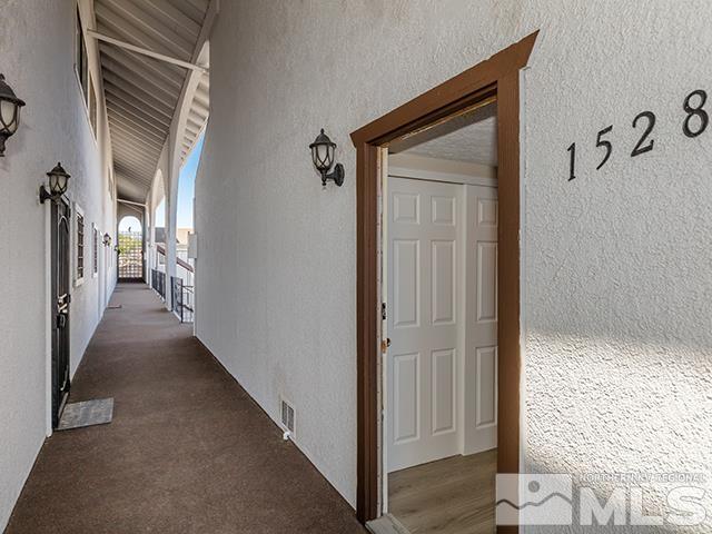 1528 Carlin Property Photo 2