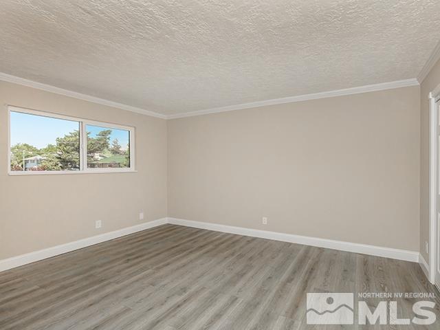 1528 Carlin Property Photo 3