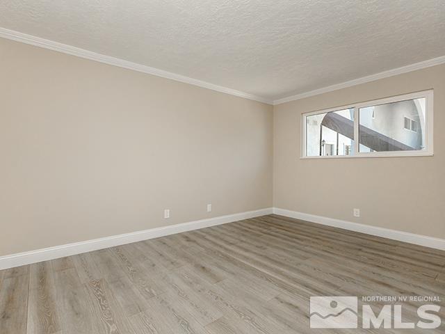 1528 Carlin Property Photo 8