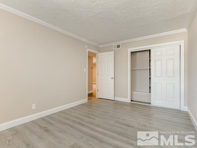 1528 Carlin Property Photo 9