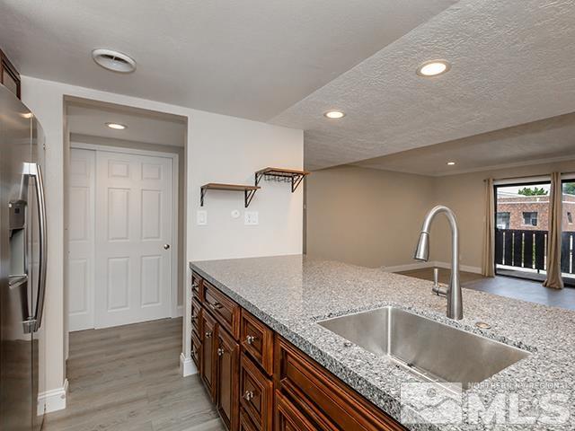 1528 Carlin Property Photo 18
