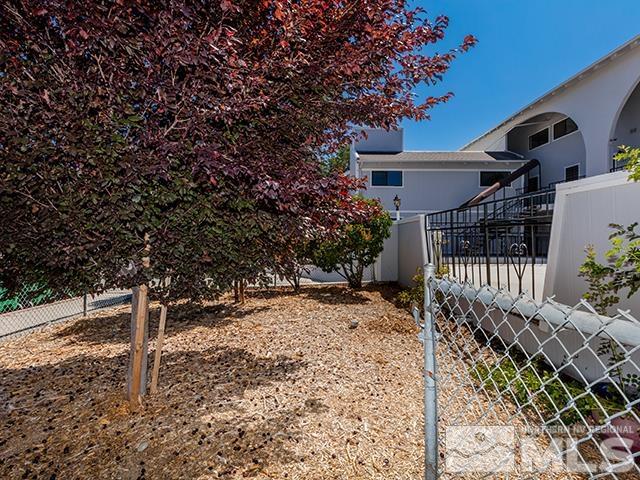 1528 Carlin Property Photo 24