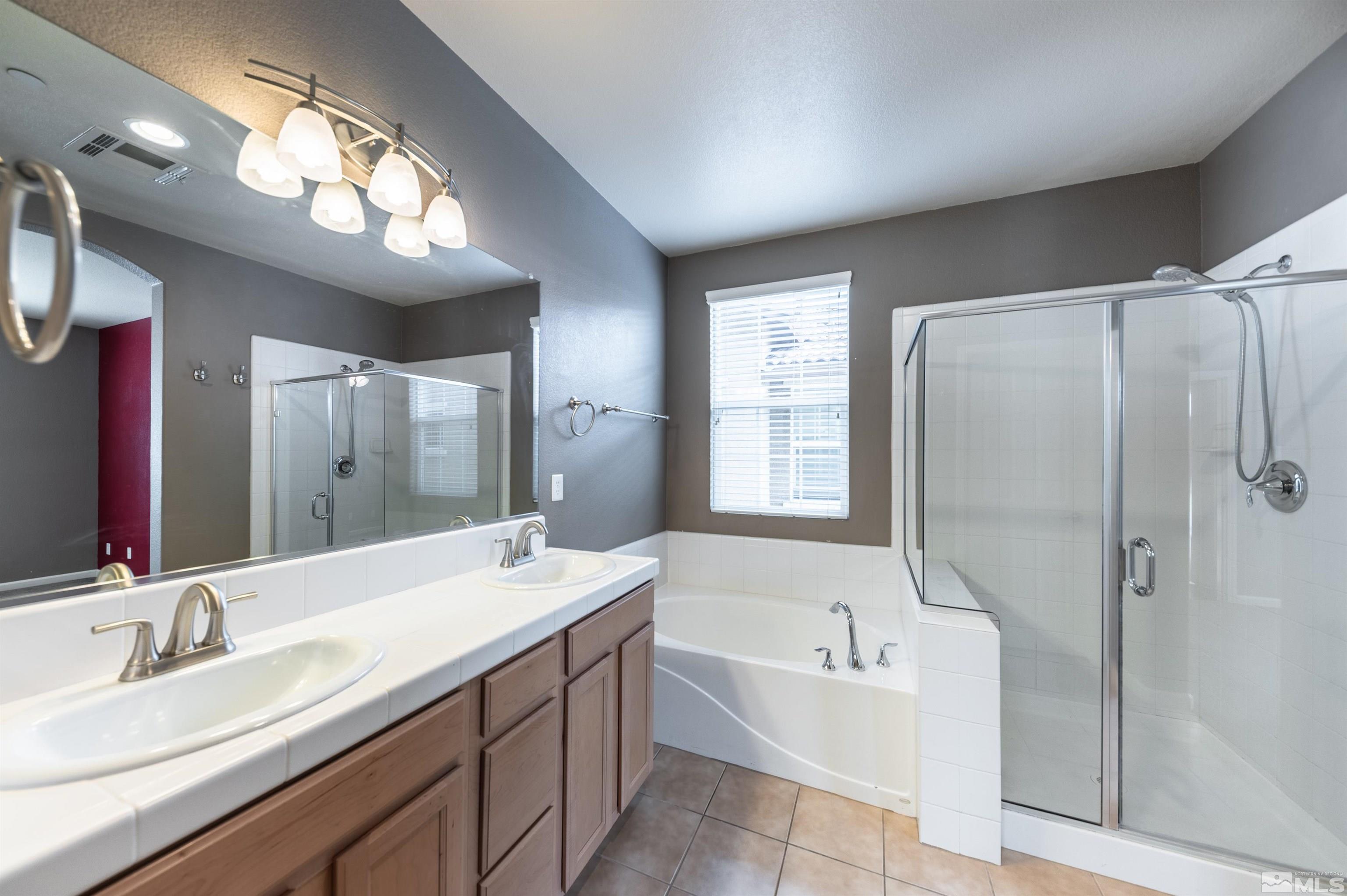 1785 Wind Ranch Road C Property Photo 10